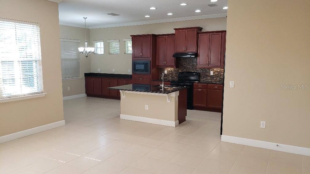 13818 Eliot Ave Property Photo 15