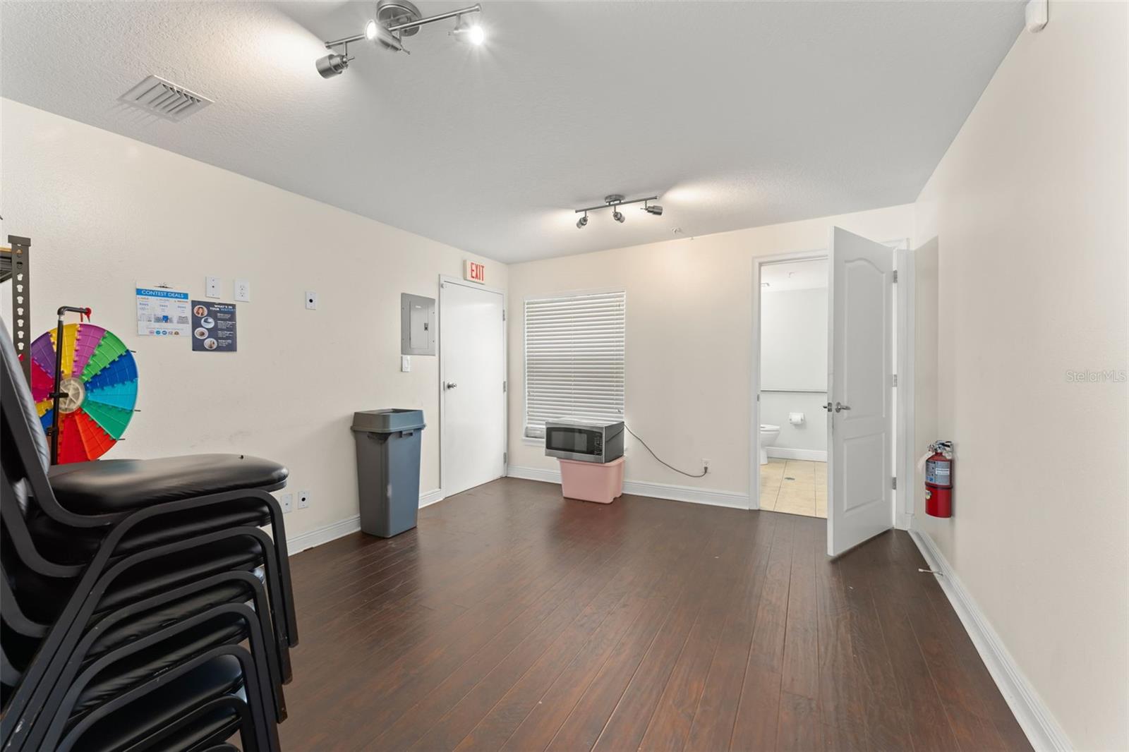 136 S Bumby Ave #2 Property Photo 8