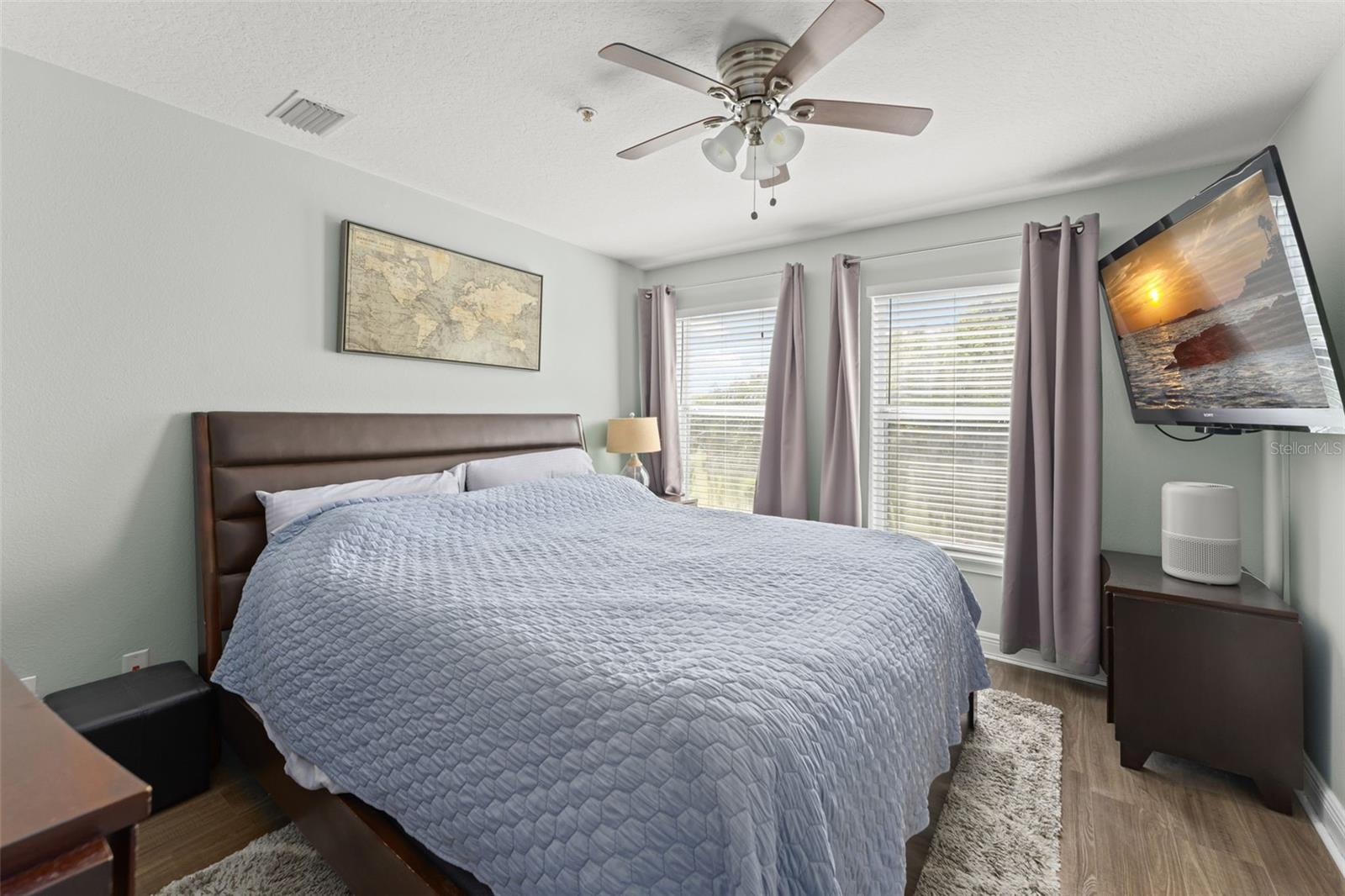 136 S Bumby Ave #2 Property Photo 42
