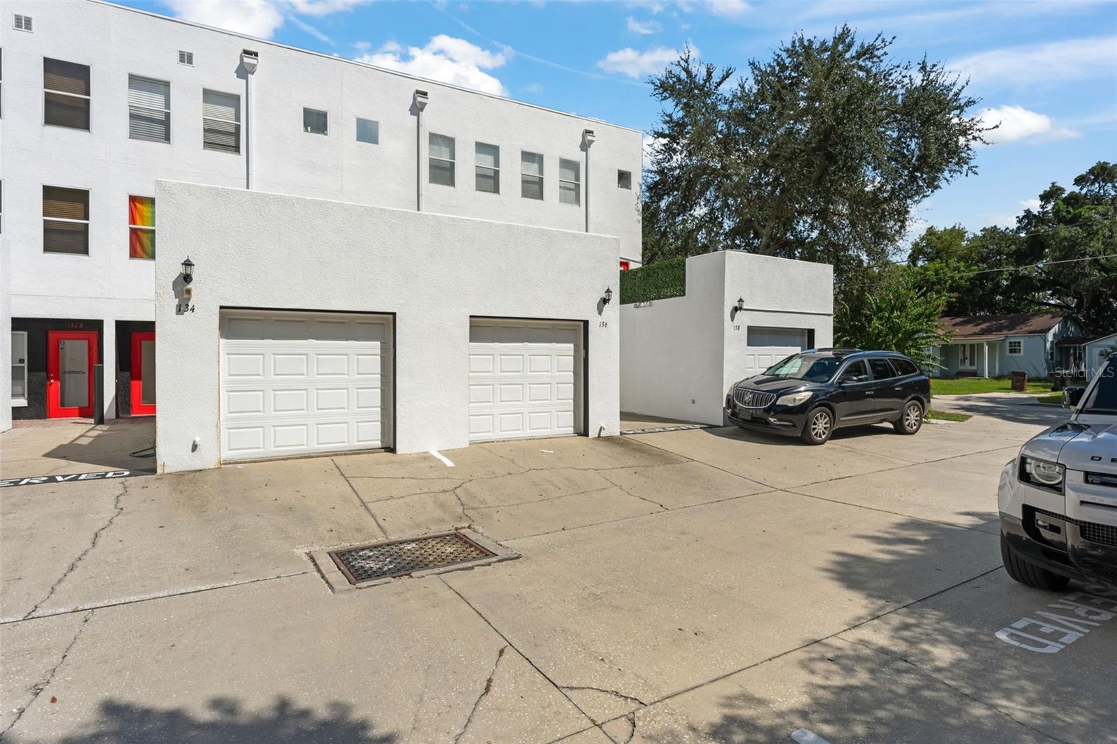 136 S Bumby Ave #2 Property Photo 47