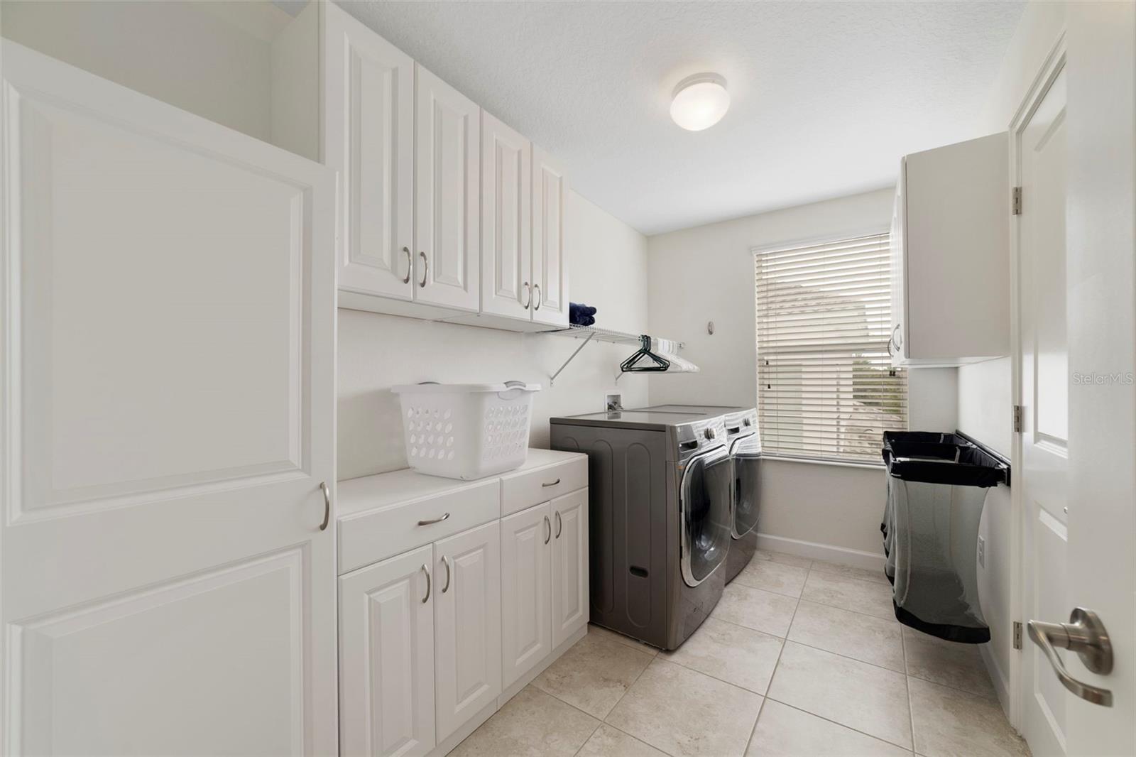 1438 Pro Shop Ct Property Photo 38