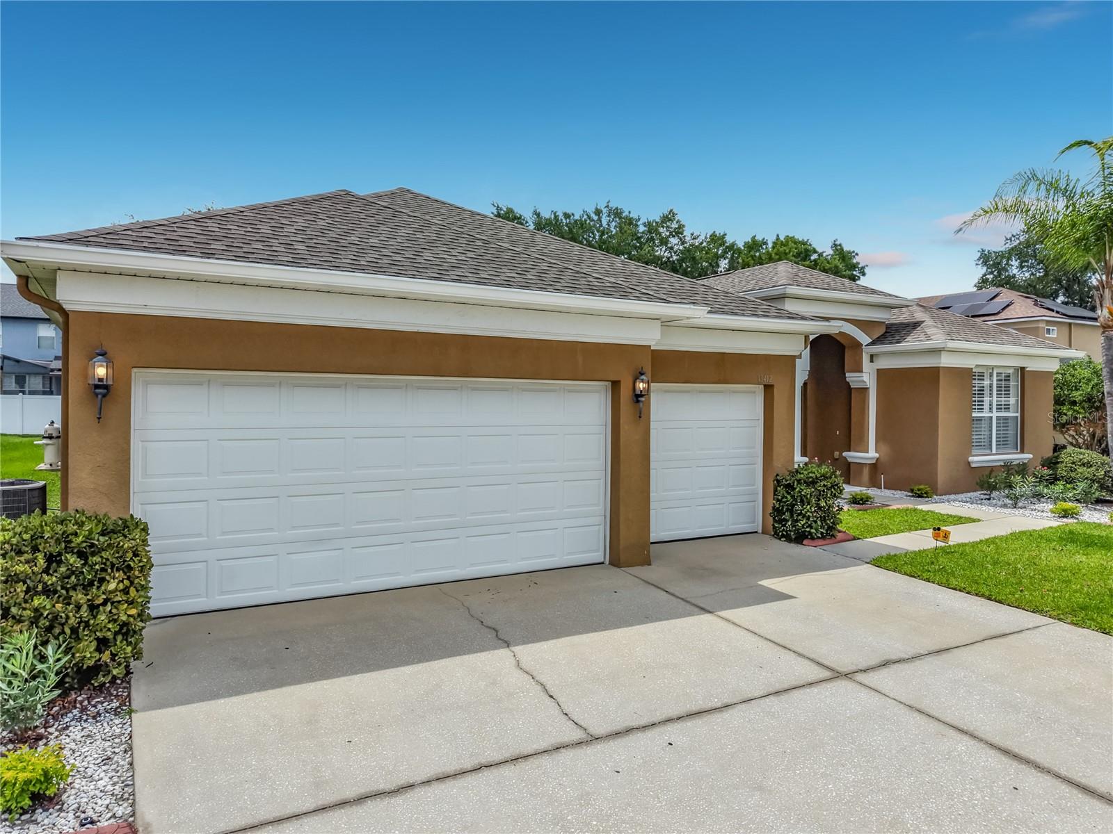13412 Summer Rain Dr Property Photo 2