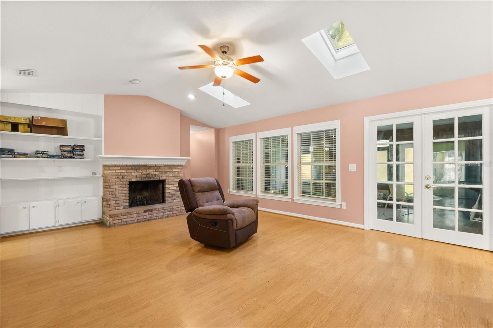 1801 Bent Oak Ct Property Photo 6