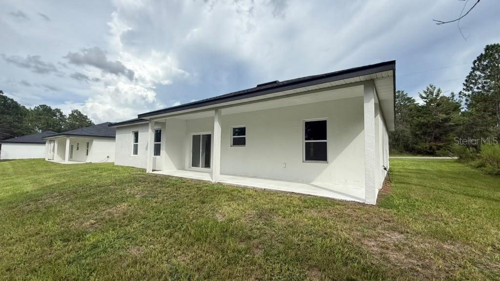 7658 N Voyager Dr Property Photo 5