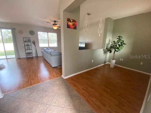 1681 Strathmore Cir Property Photo 4