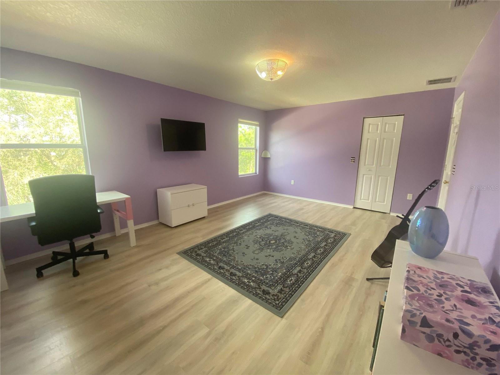 1681 Strathmore Cir Property Photo 13