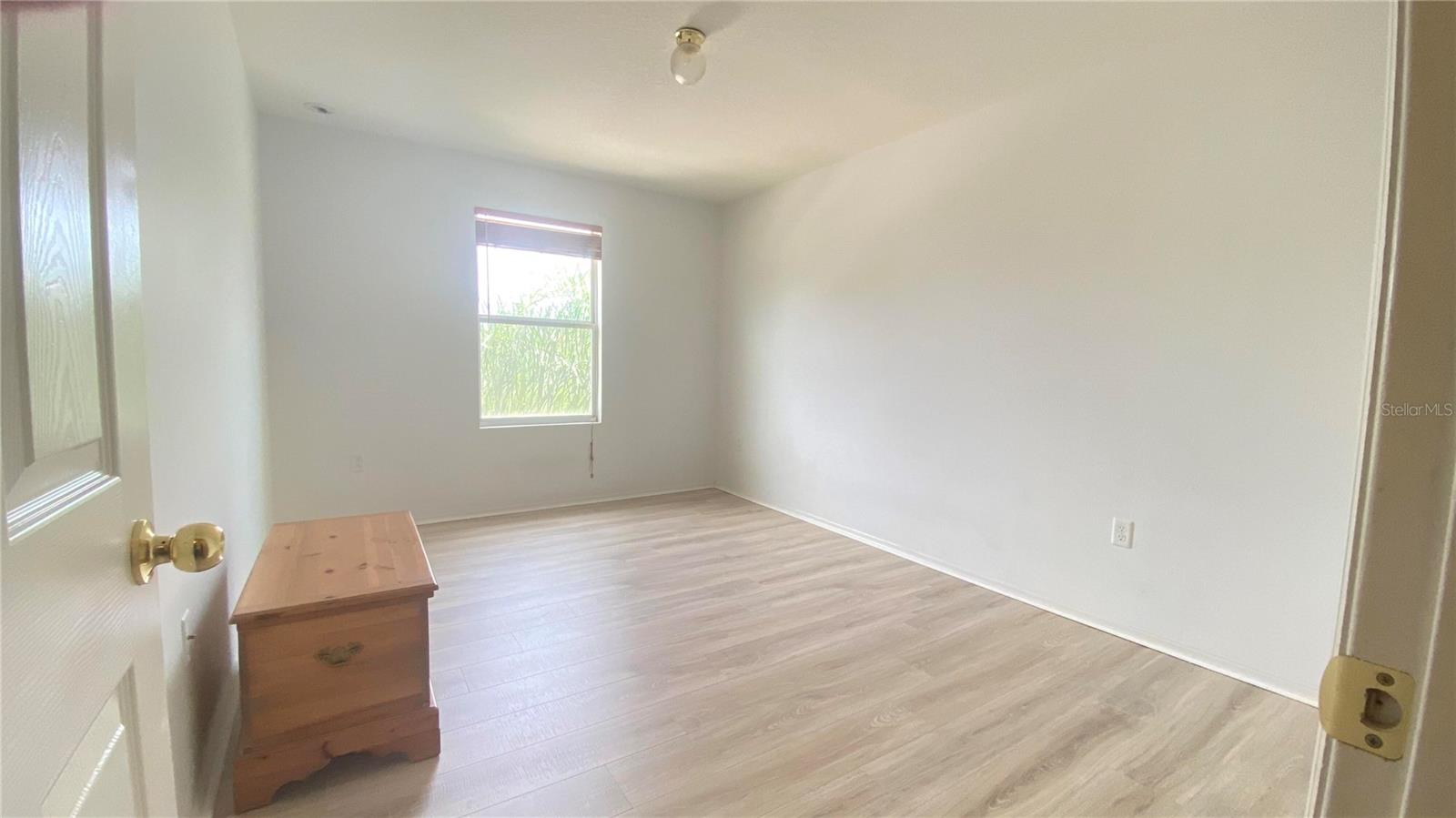 1681 Strathmore Cir Property Photo 14