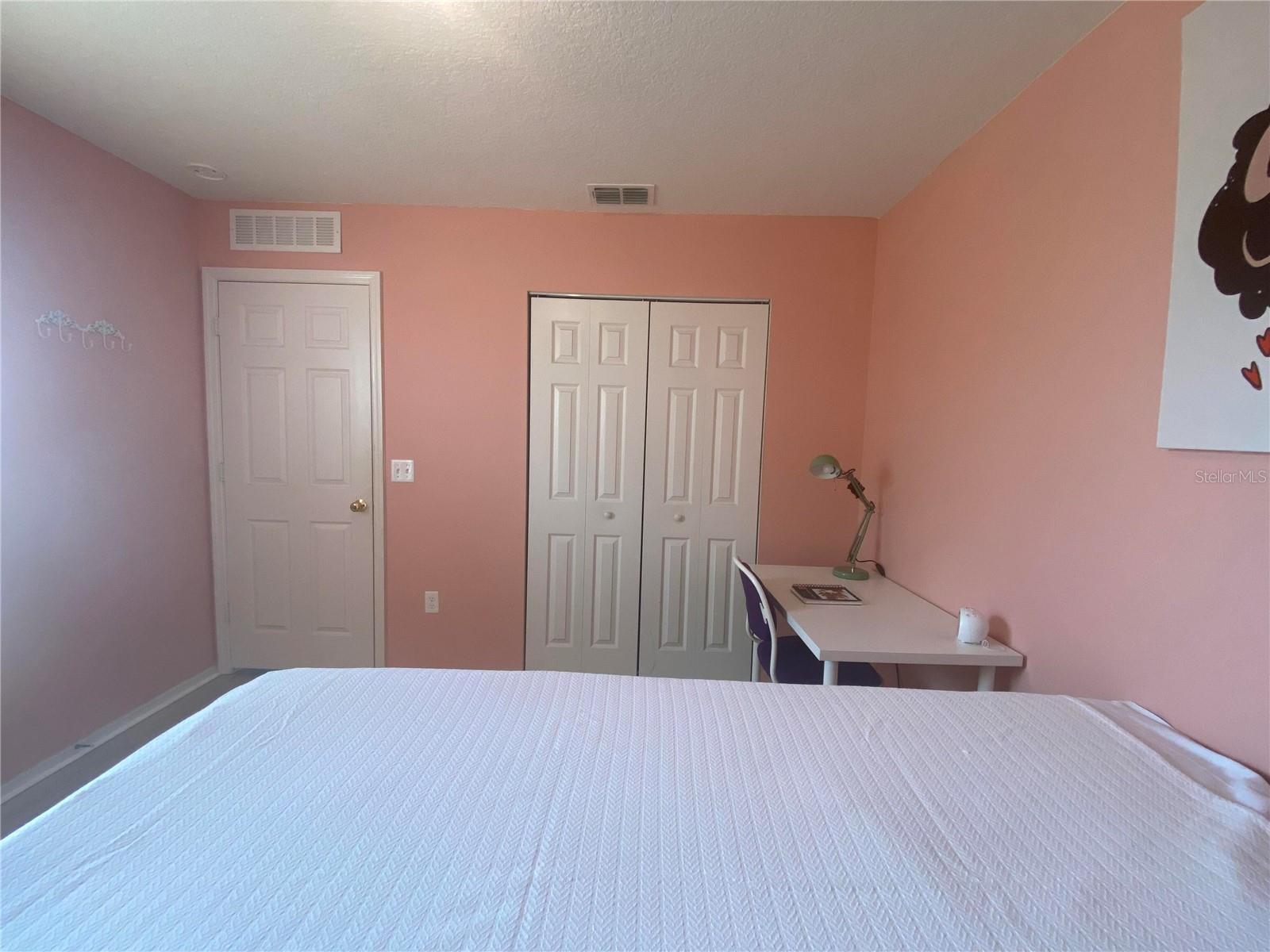 1681 Strathmore Cir Property Photo 26