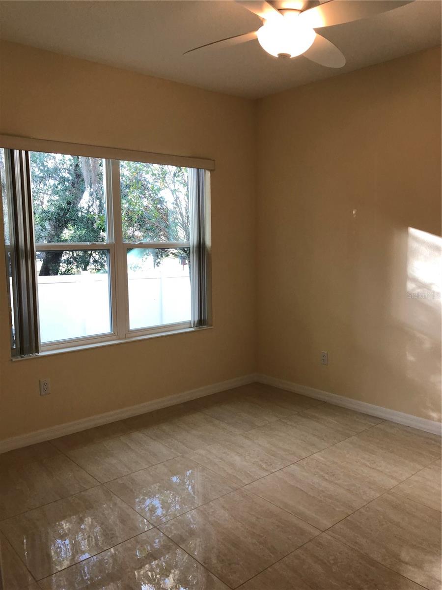 2043 Royal Vista Ct Property Photo 7