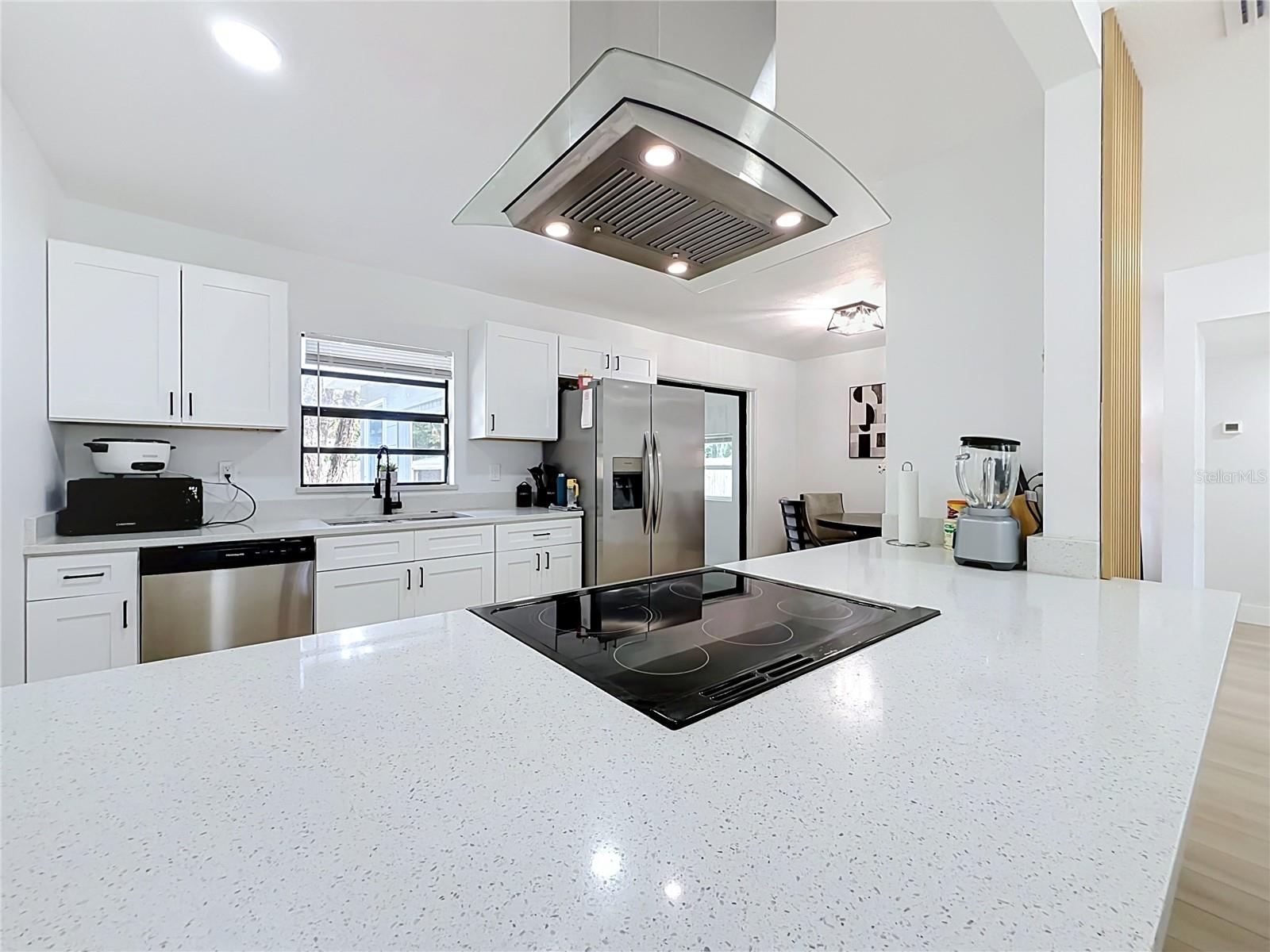 3627 Arch St Property Photo 14