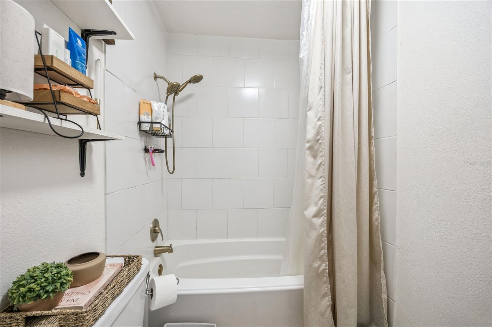 31434 Summit St Property Photo 24