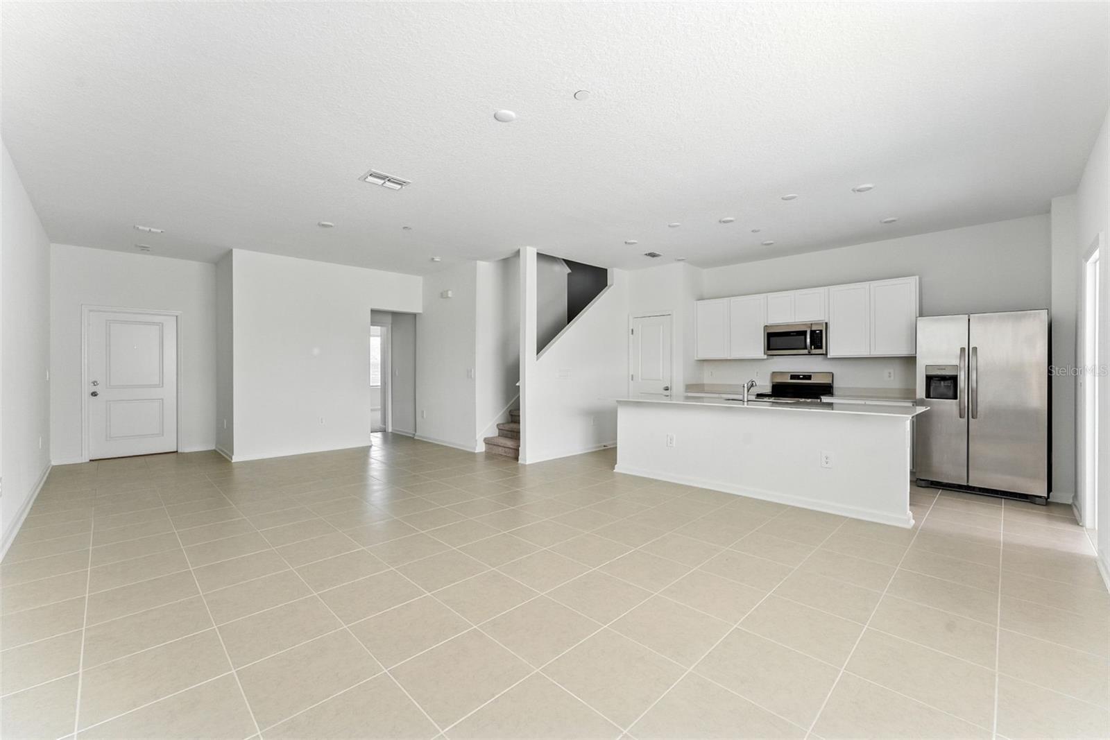 2301 White Buffalo St Property Photo 12