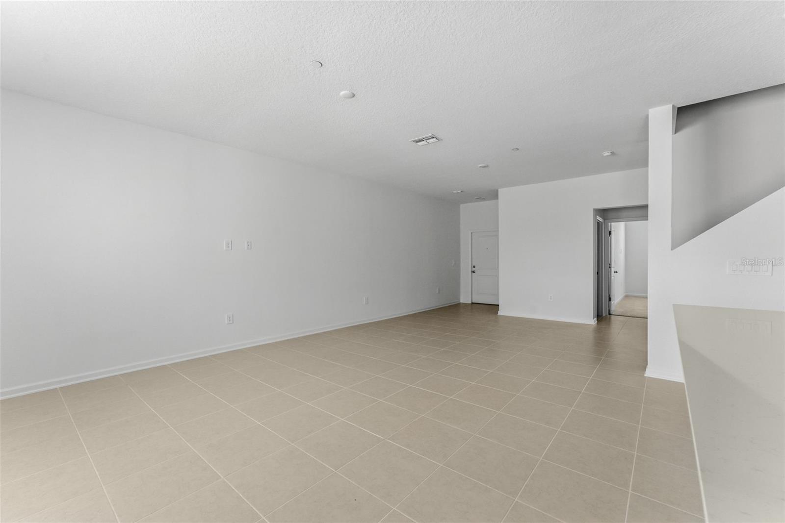 2301 White Buffalo St Property Photo 13