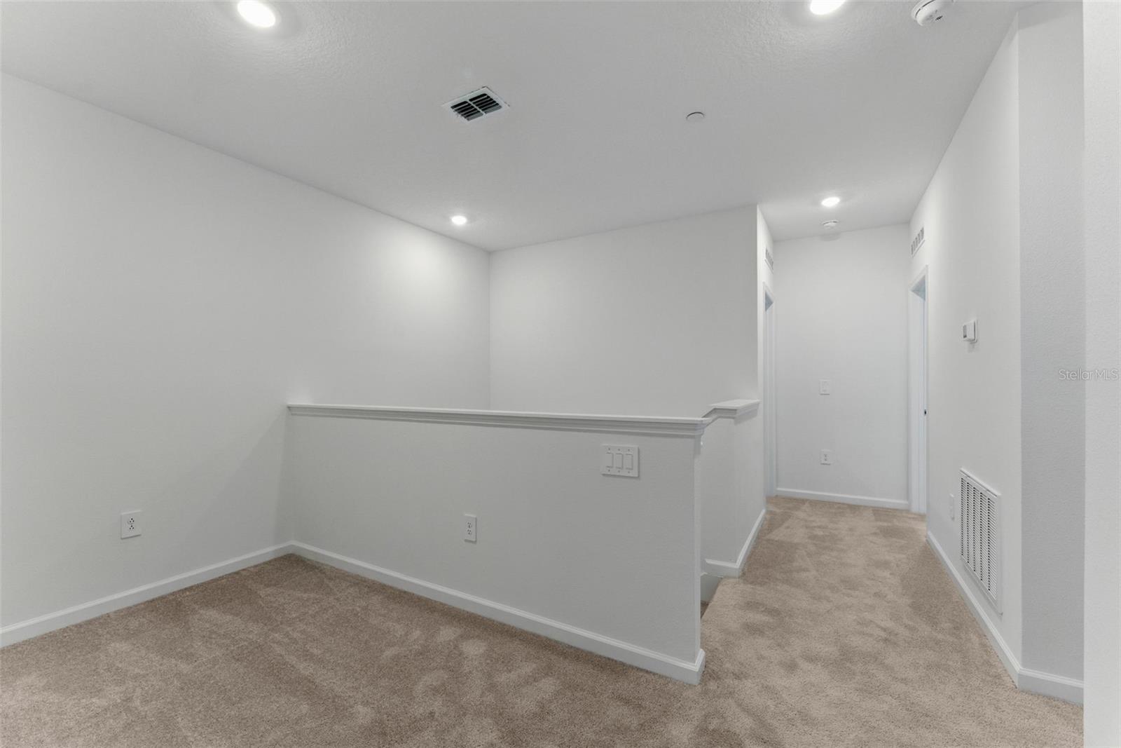 2301 White Buffalo St Property Photo 17