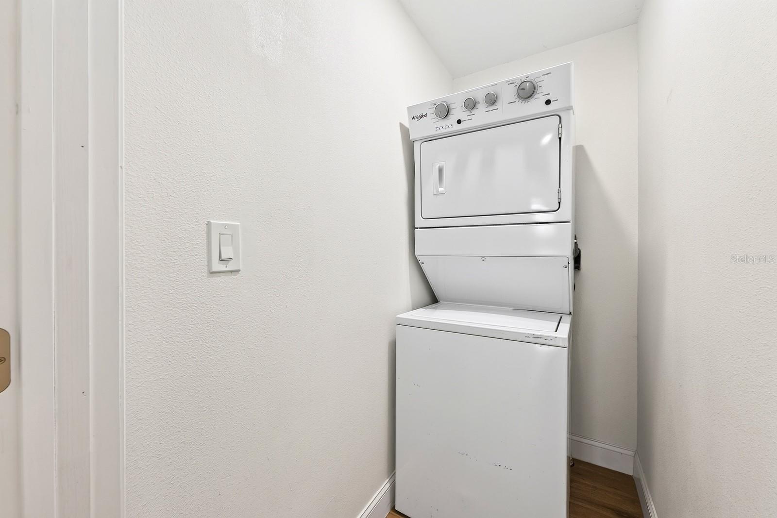 401 E Jersey St Property Photo 19
