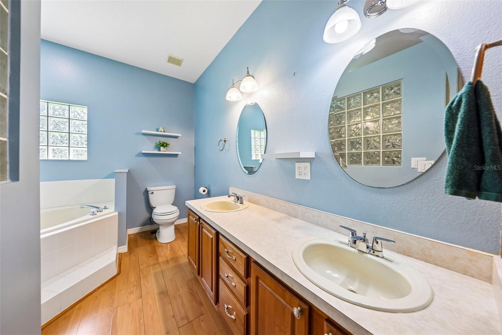 19106 Sheldon St Property Photo 19