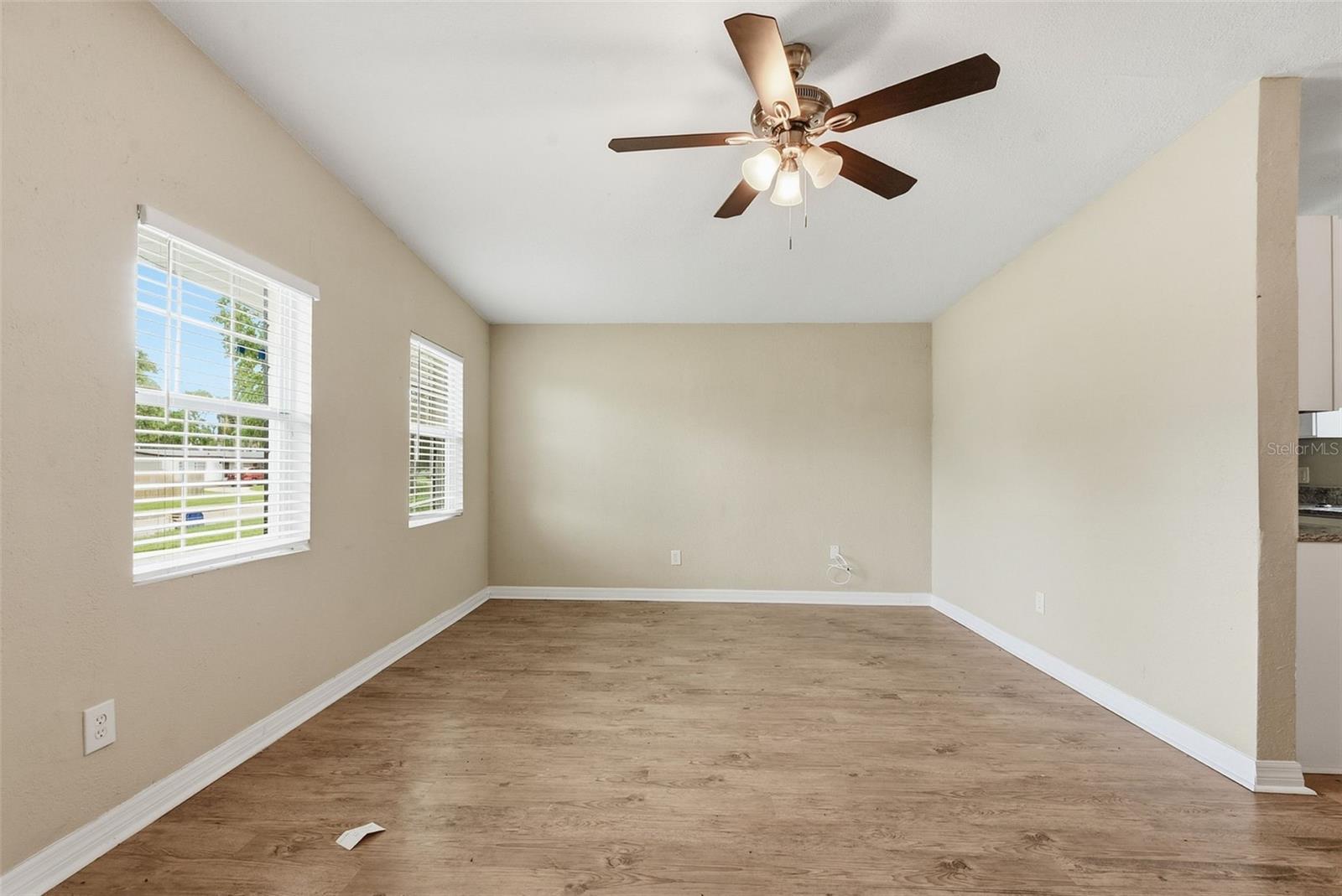 6138 Oakcrest Cir Property Photo 10