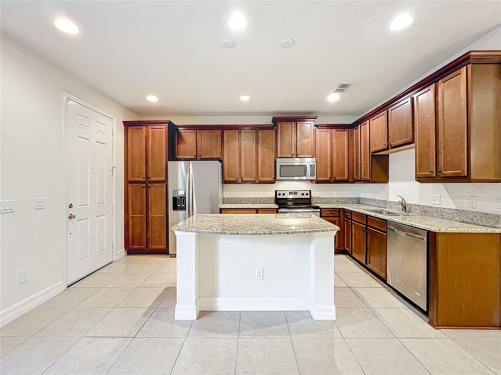 10059 Eagle Creek Center Blvd Property Photo 22