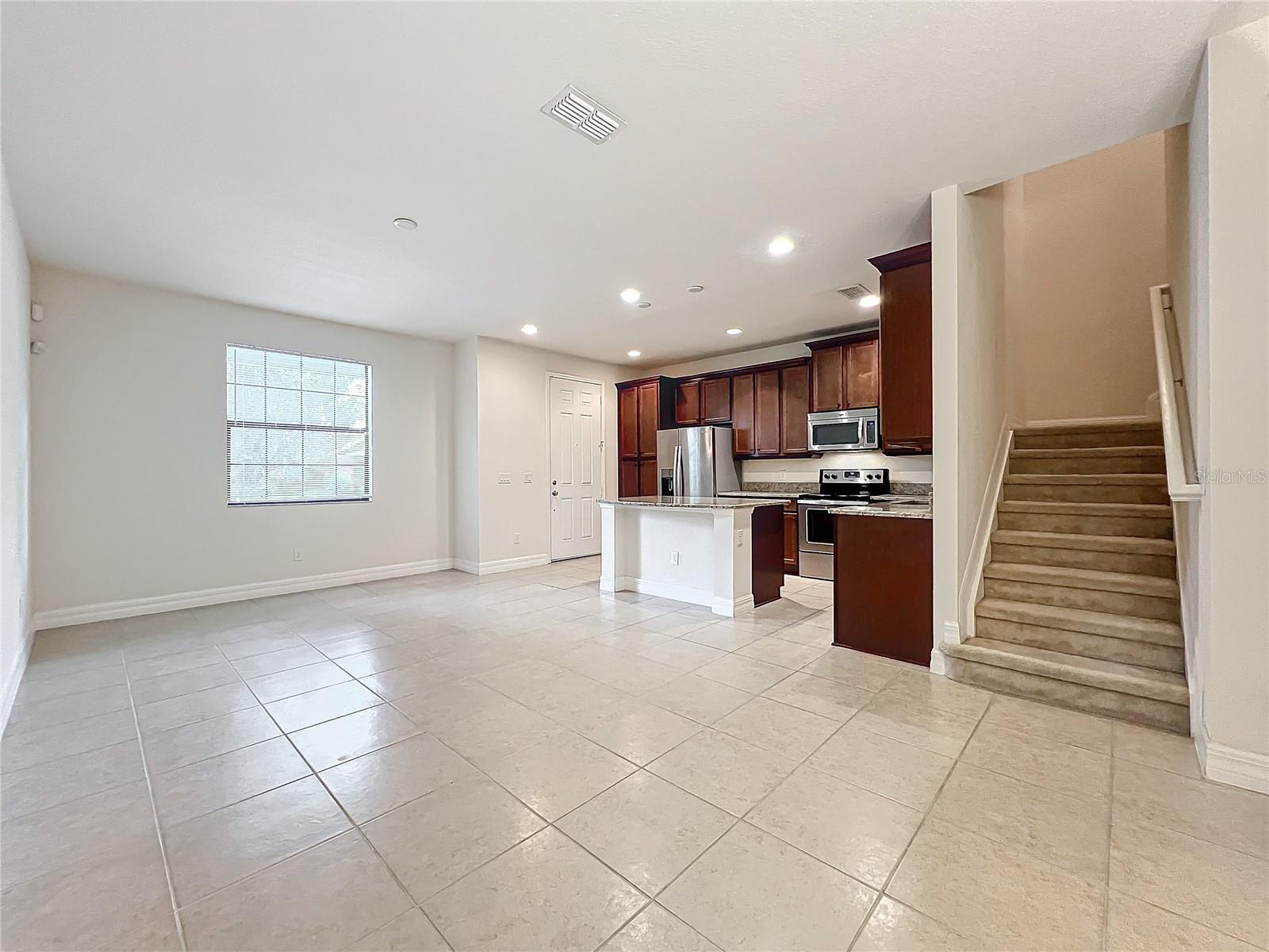 10059 Eagle Creek Center Blvd Property Photo 27