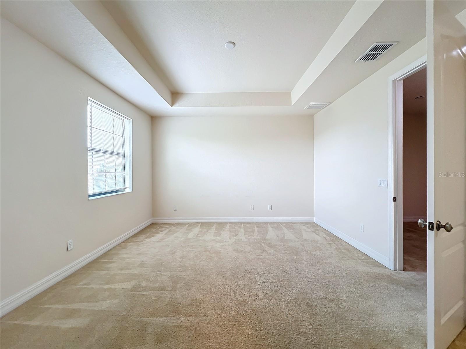 10059 Eagle Creek Center Blvd Property Photo 40