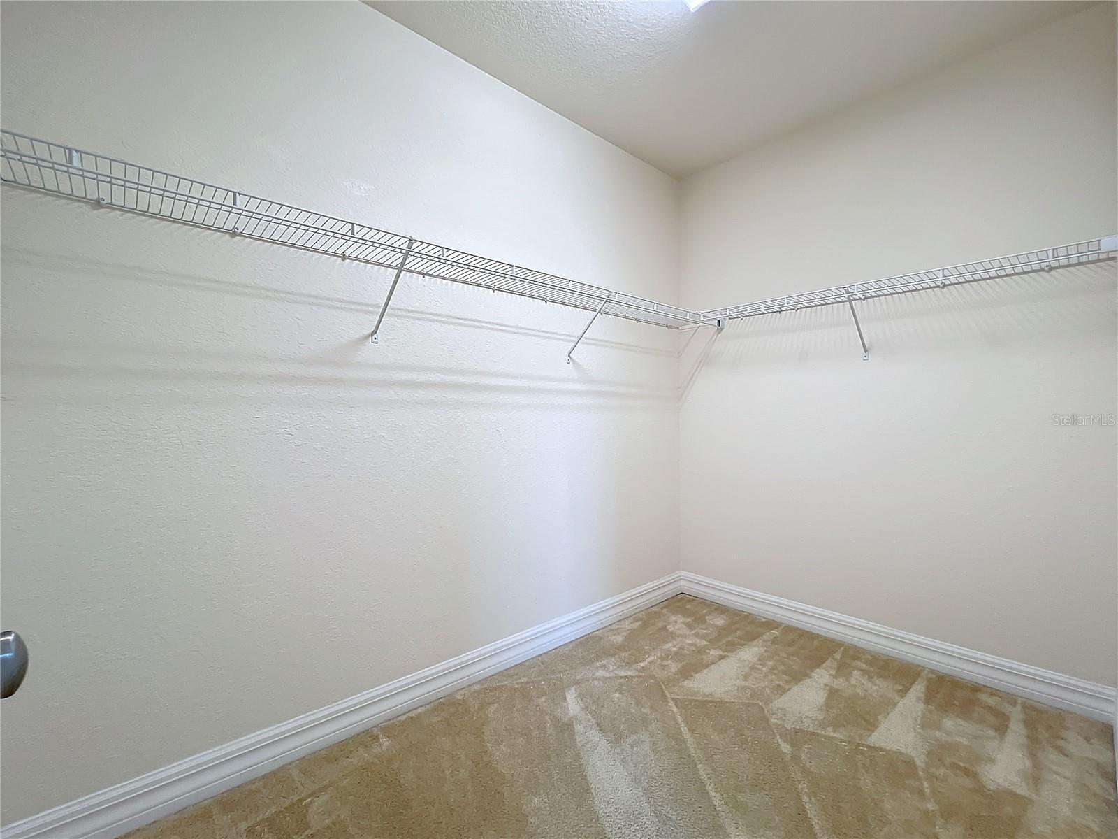 10059 Eagle Creek Center Blvd Property Photo 41