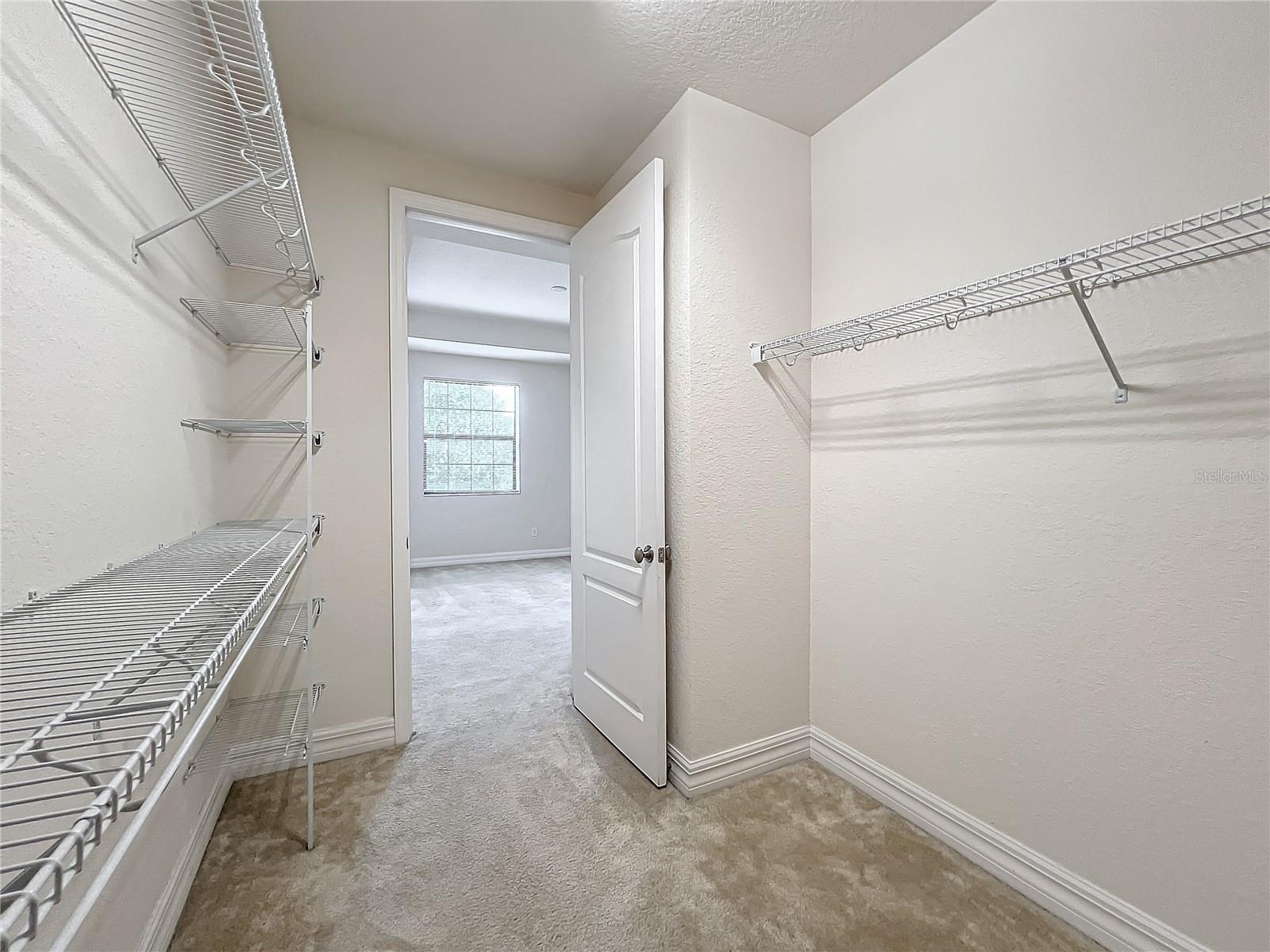 10059 Eagle Creek Center Blvd Property Photo 51
