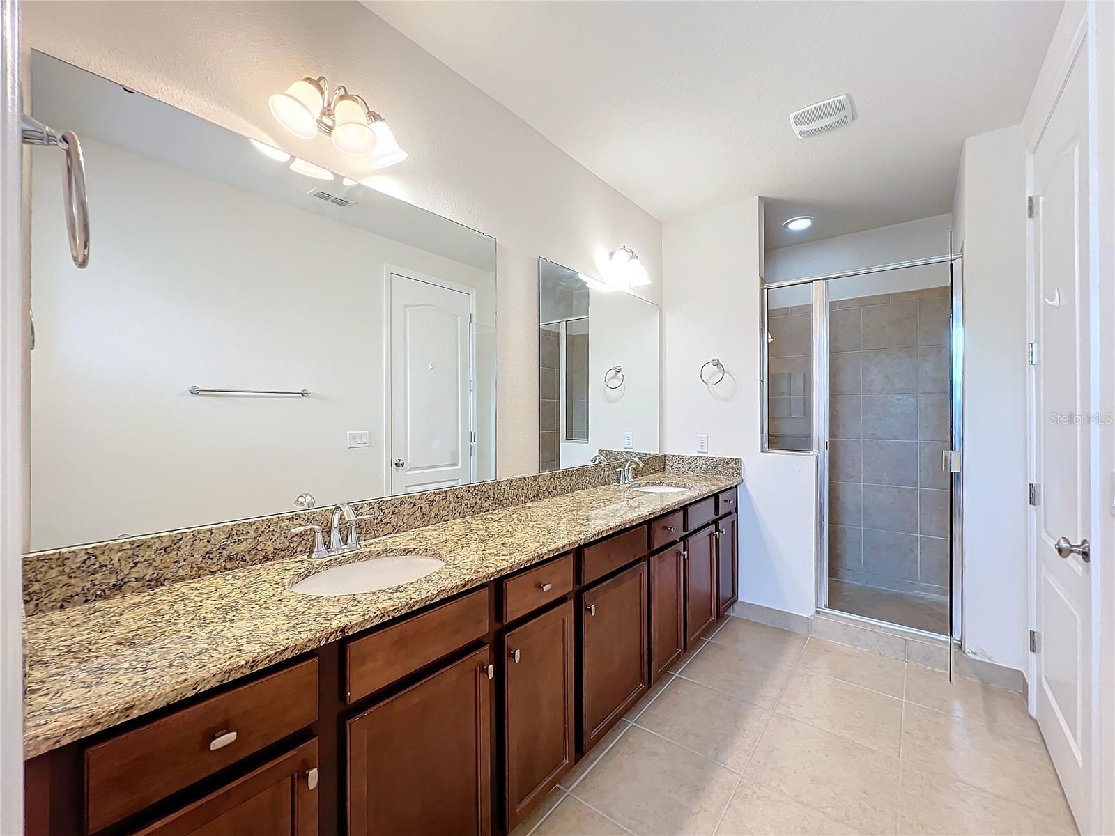 10059 Eagle Creek Center Blvd Property Photo 53
