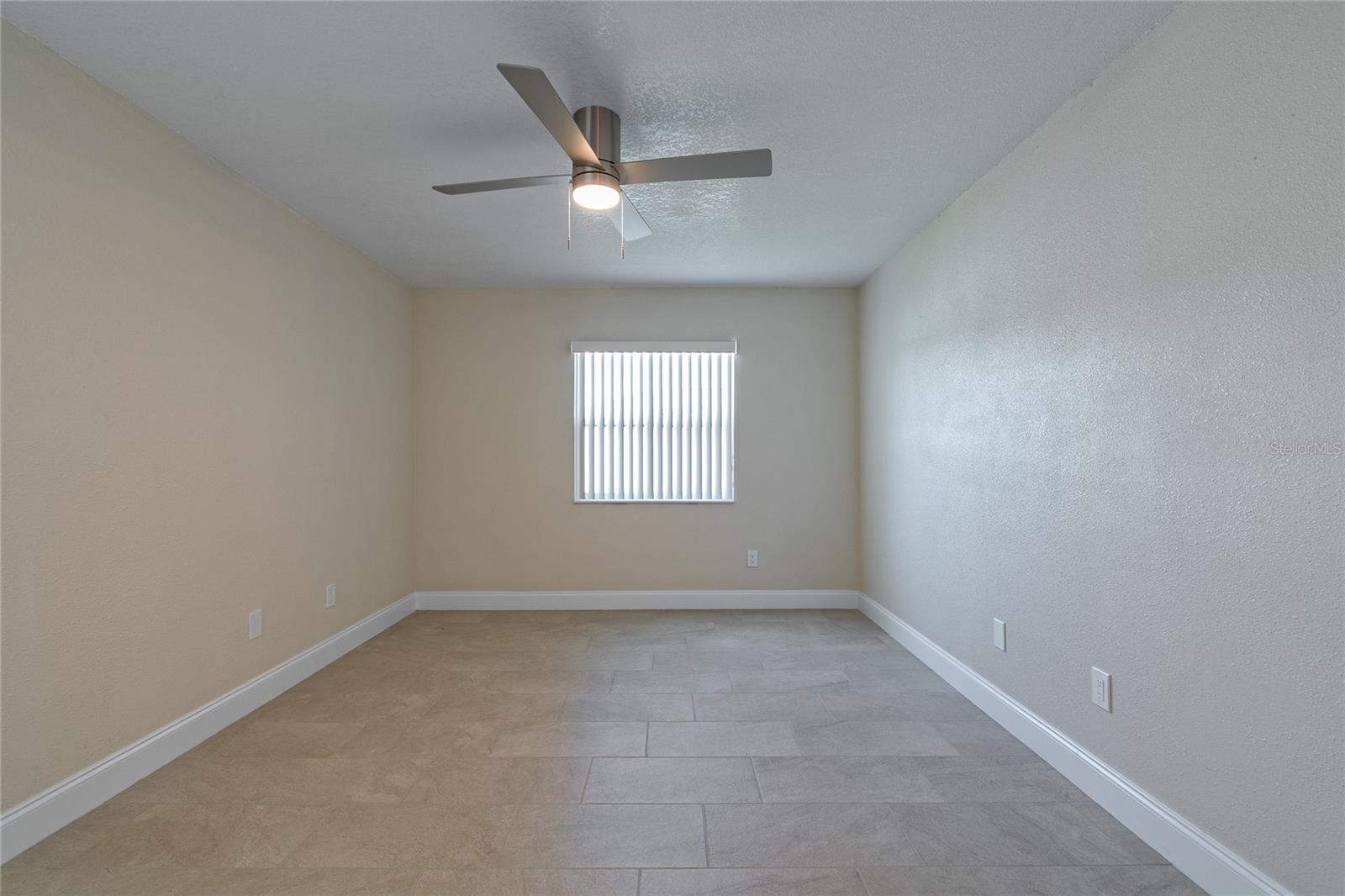 166 Alameda Dr Property Photo 22