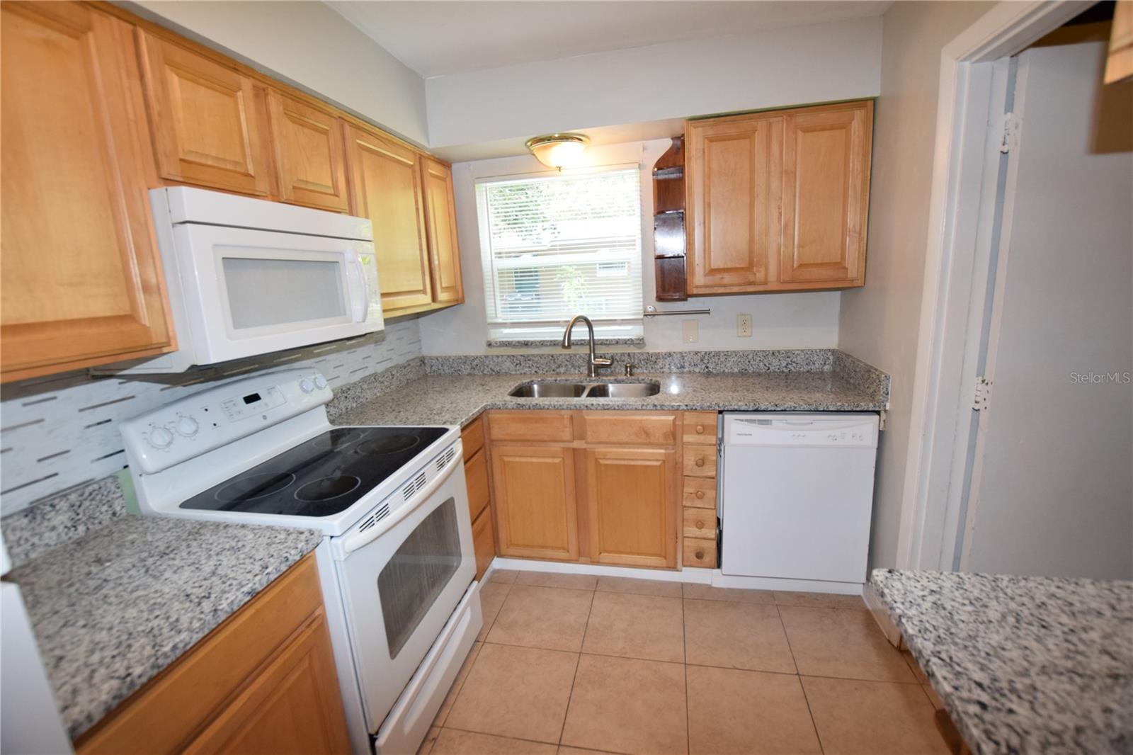 202 James Ct Property Photo 10