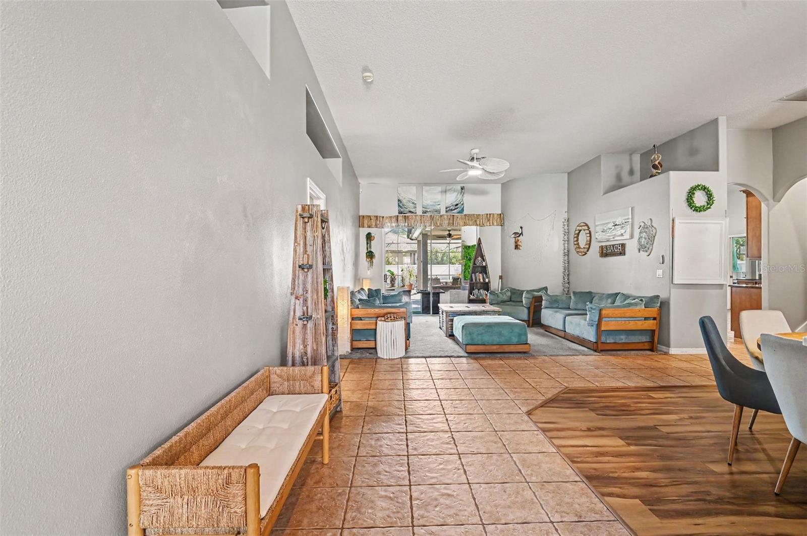 1325 Tall Maple Loop Property Photo 6