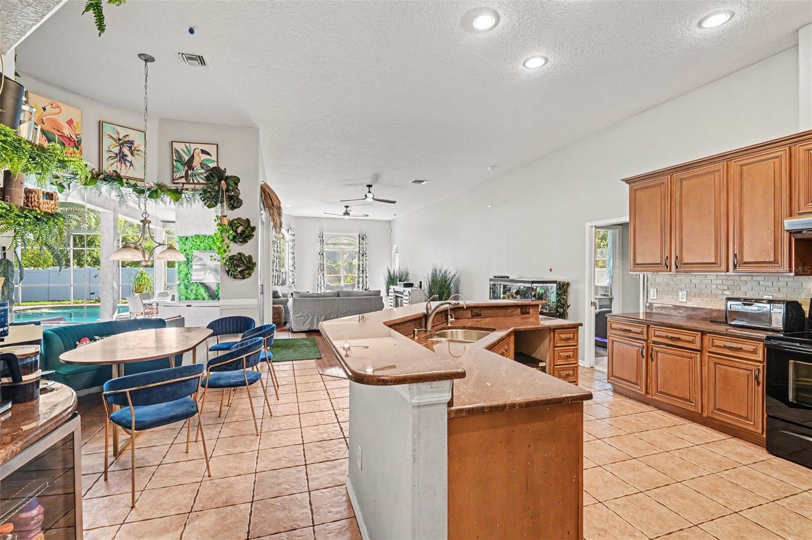 1325 Tall Maple Loop Property Photo 10
