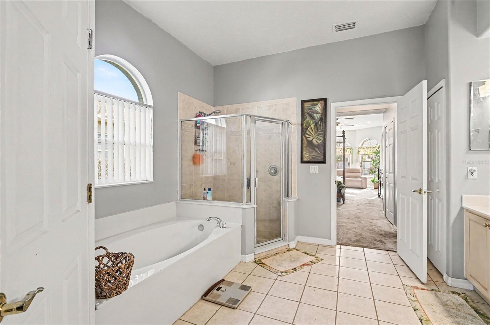 1325 Tall Maple Loop Property Photo 22