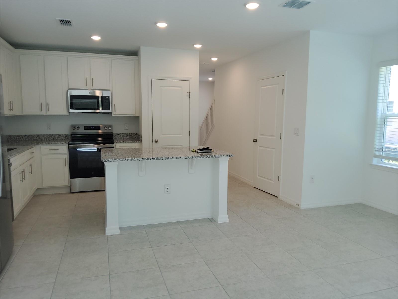 1816 Fan Palm Dr Property Photo 2