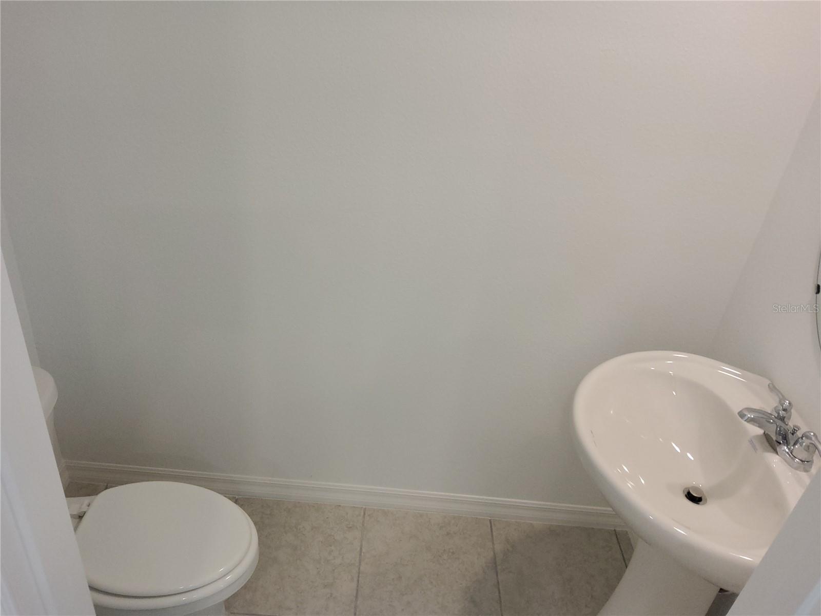 1816 Fan Palm Dr Property Photo 6
