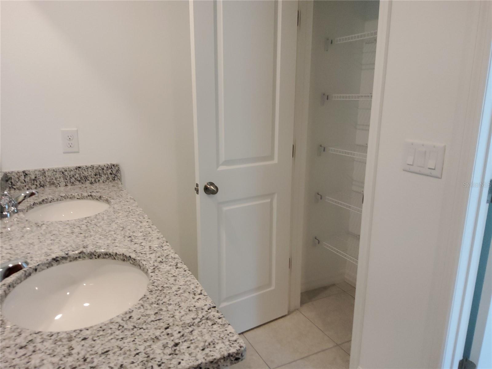 1816 Fan Palm Dr Property Photo 9