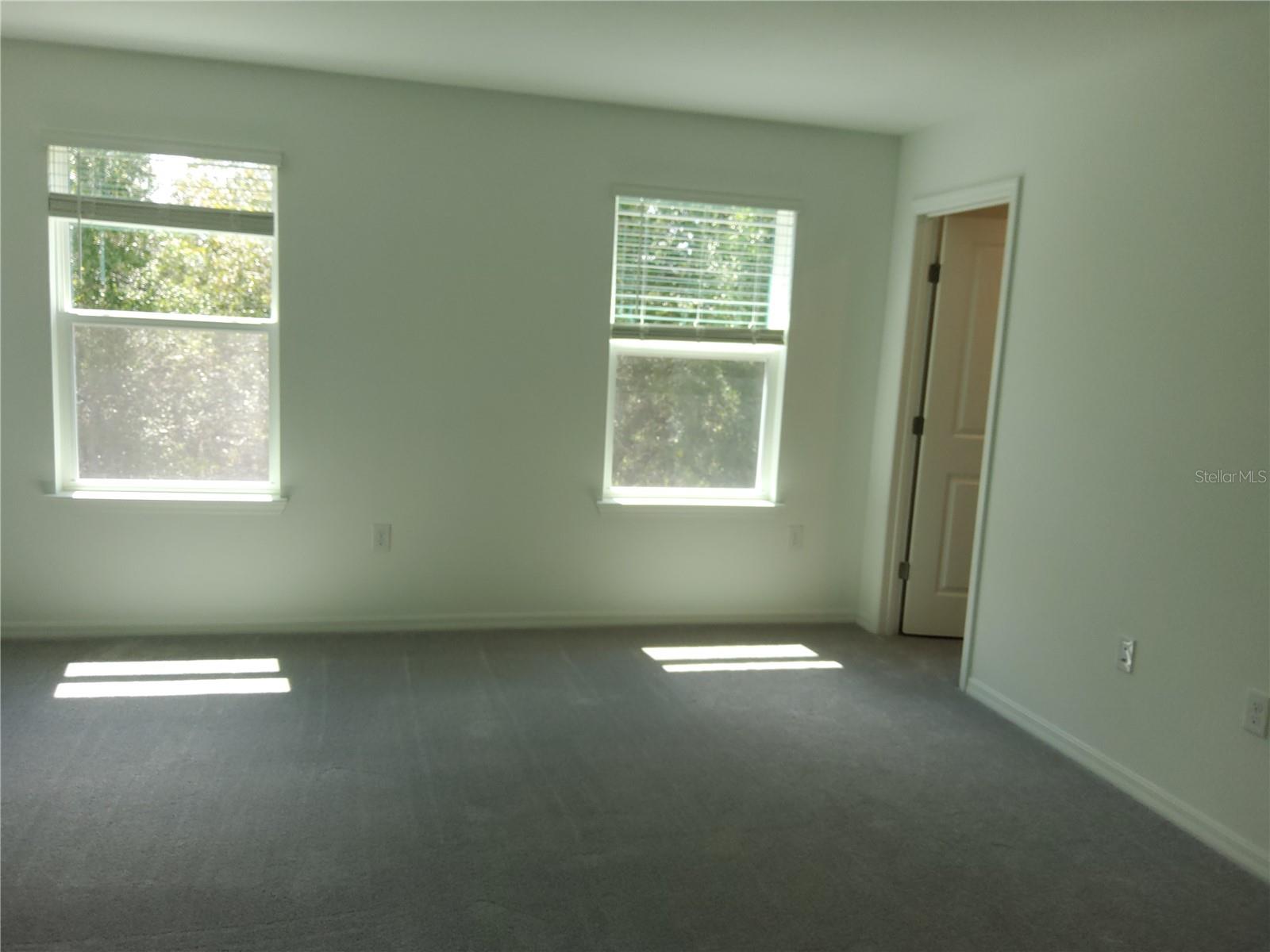 1816 Fan Palm Dr Property Photo 10