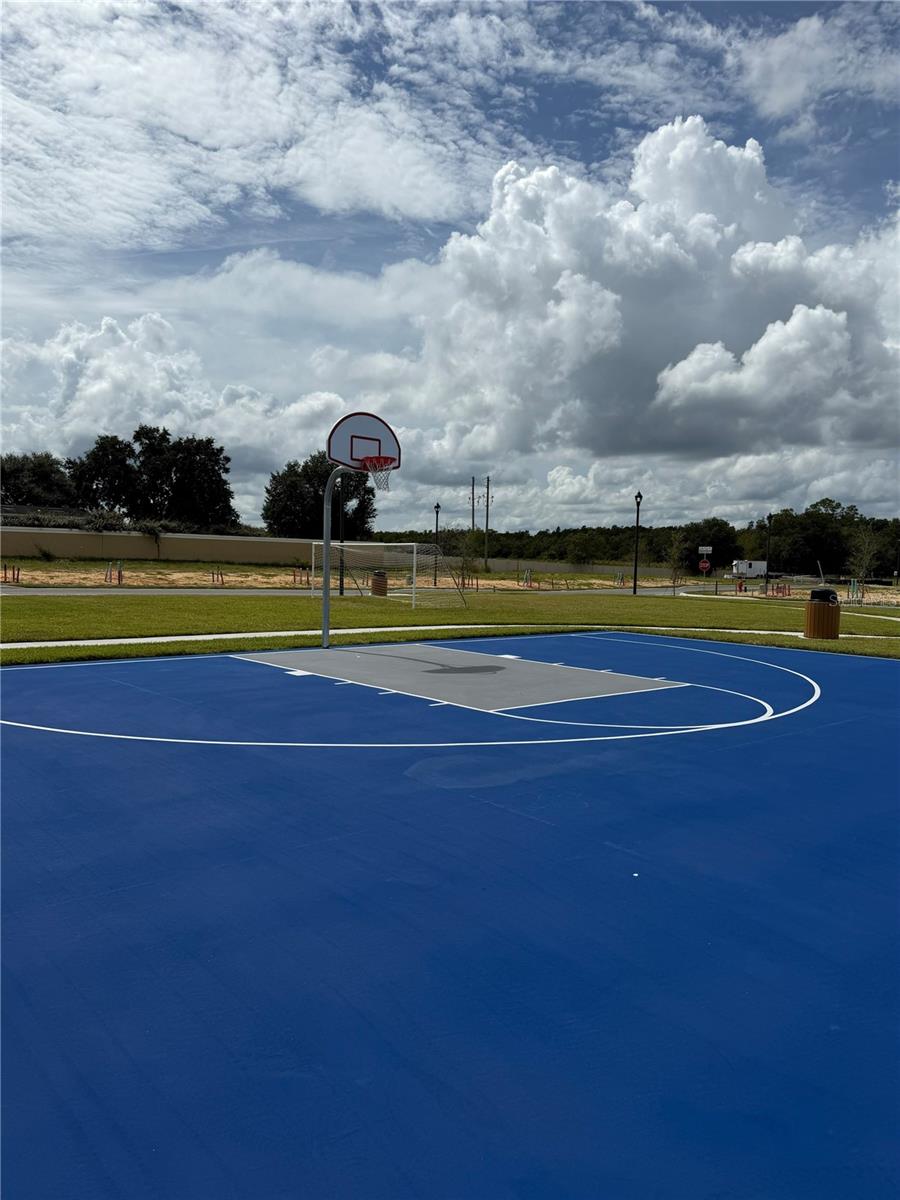 1816 Fan Palm Dr Property Photo 17