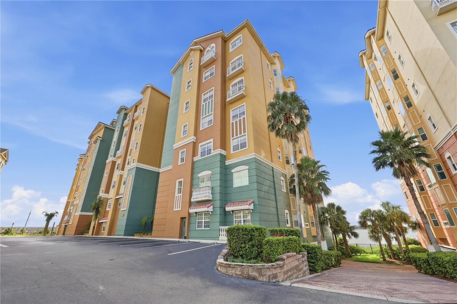 8749 The Esplanade #16 Property Photo 4