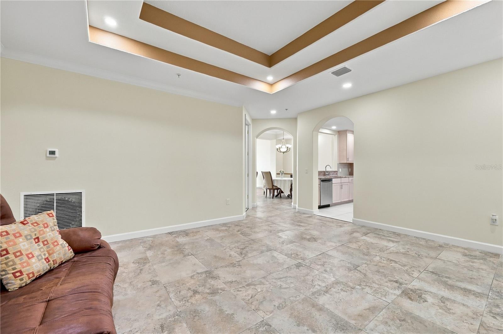 8749 The Esplanade #16 Property Photo 12