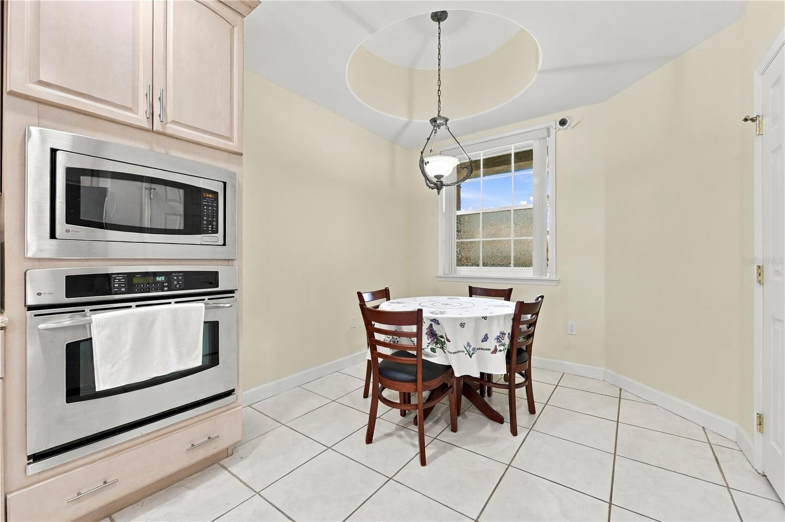8749 The Esplanade #16 Property Photo 17