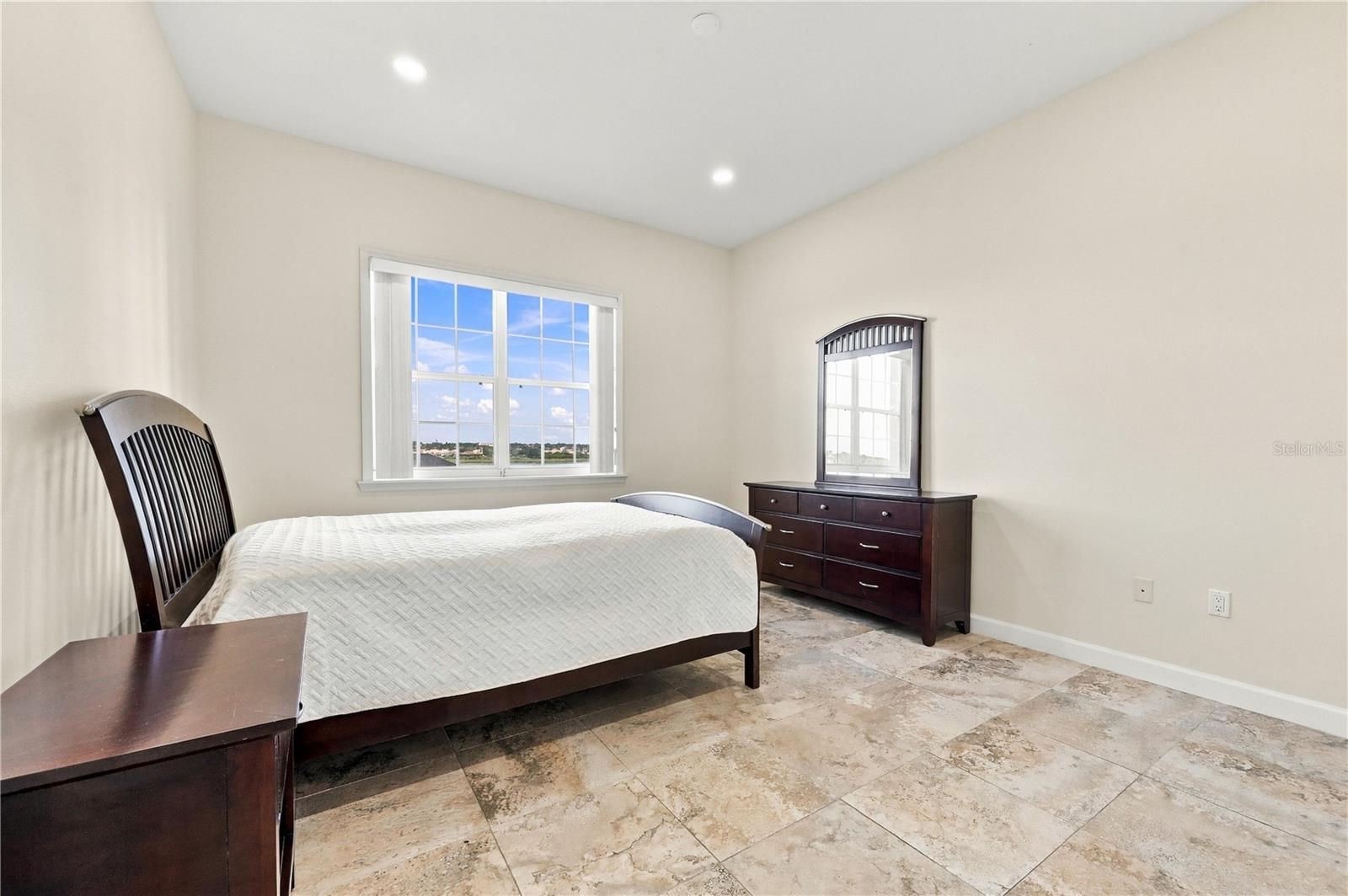 8749 The Esplanade #16 Property Photo 27