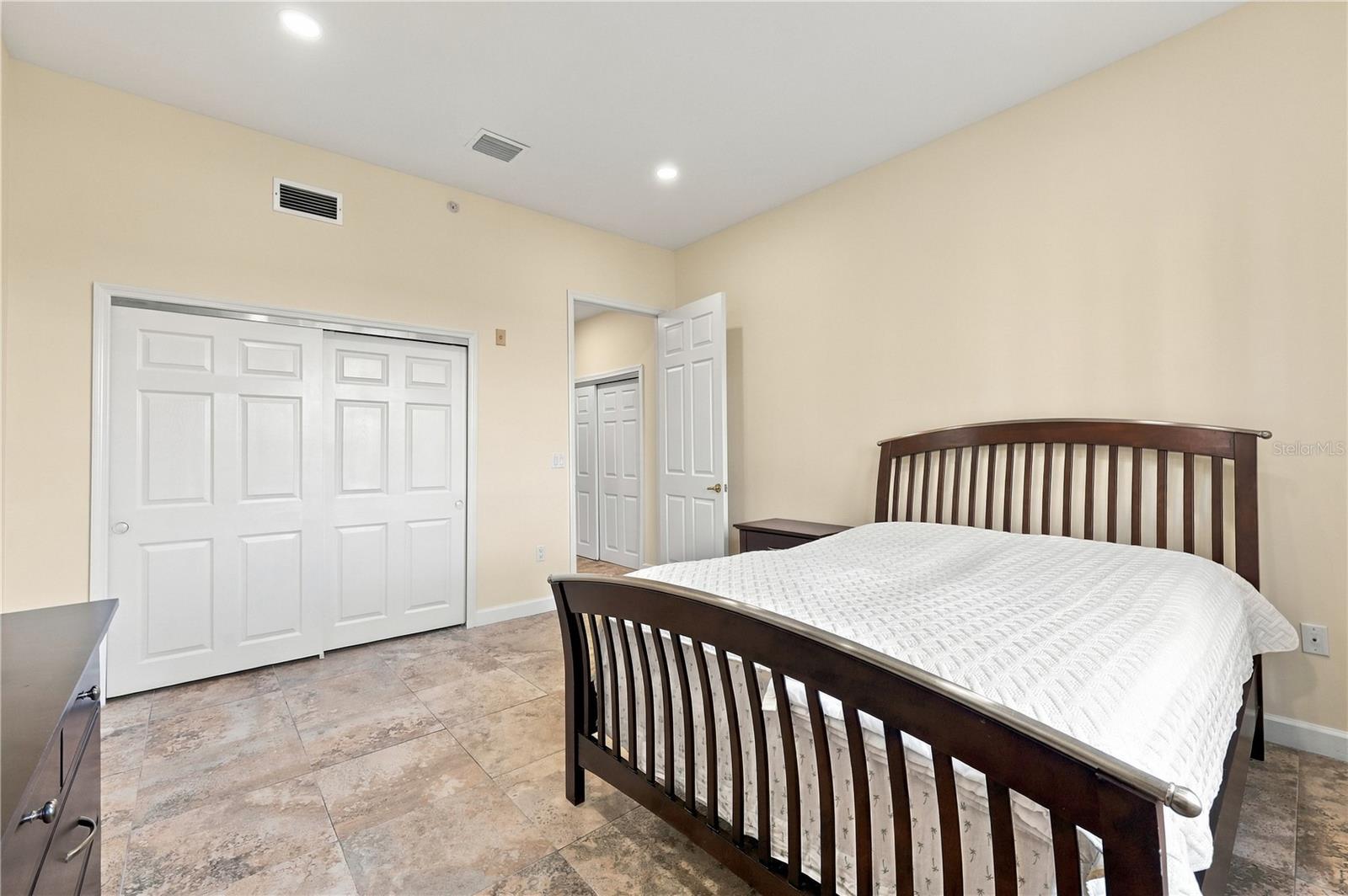 8749 The Esplanade #16 Property Photo 29
