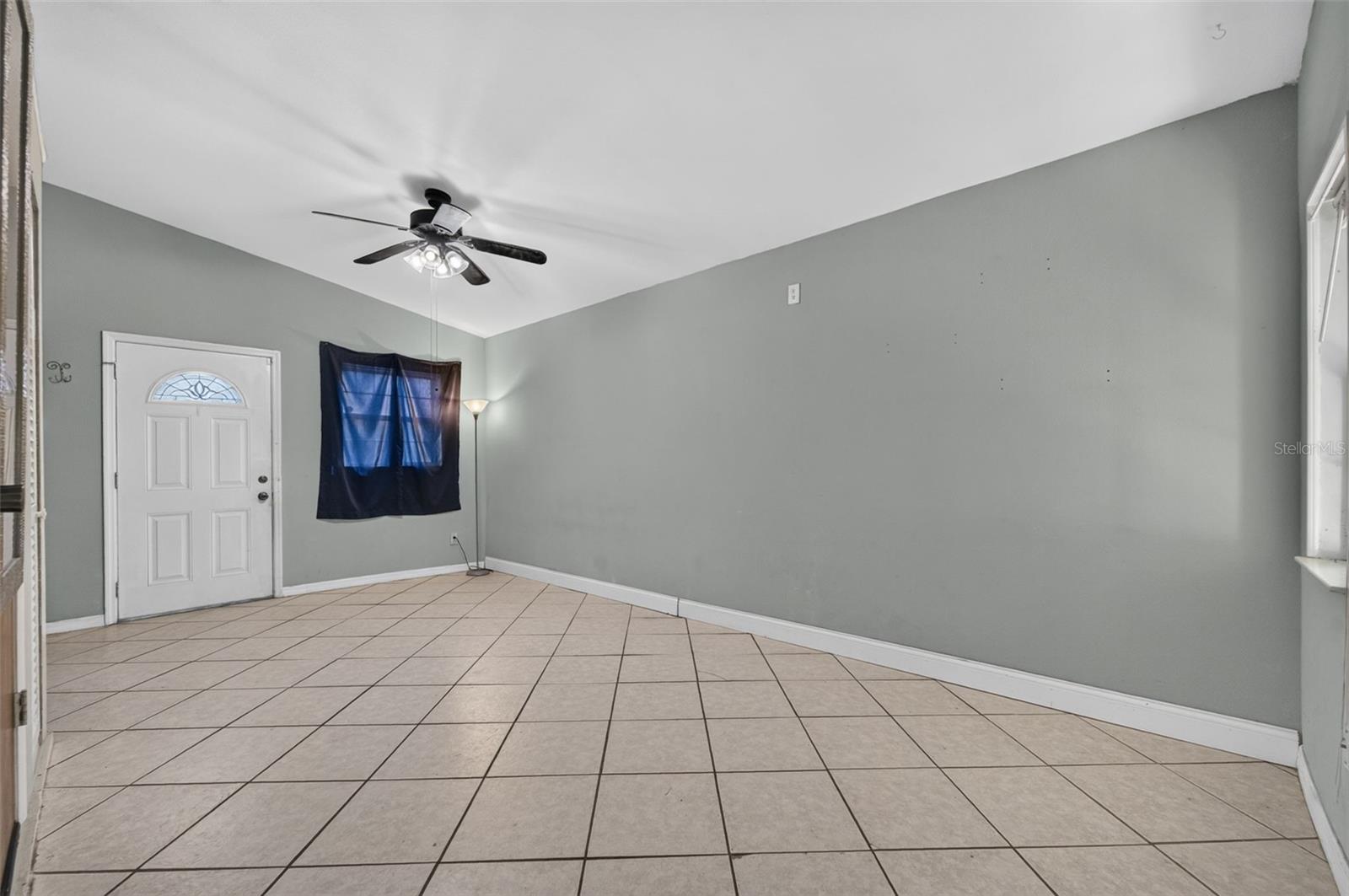 650 S Carpenter Ave Property Photo 17