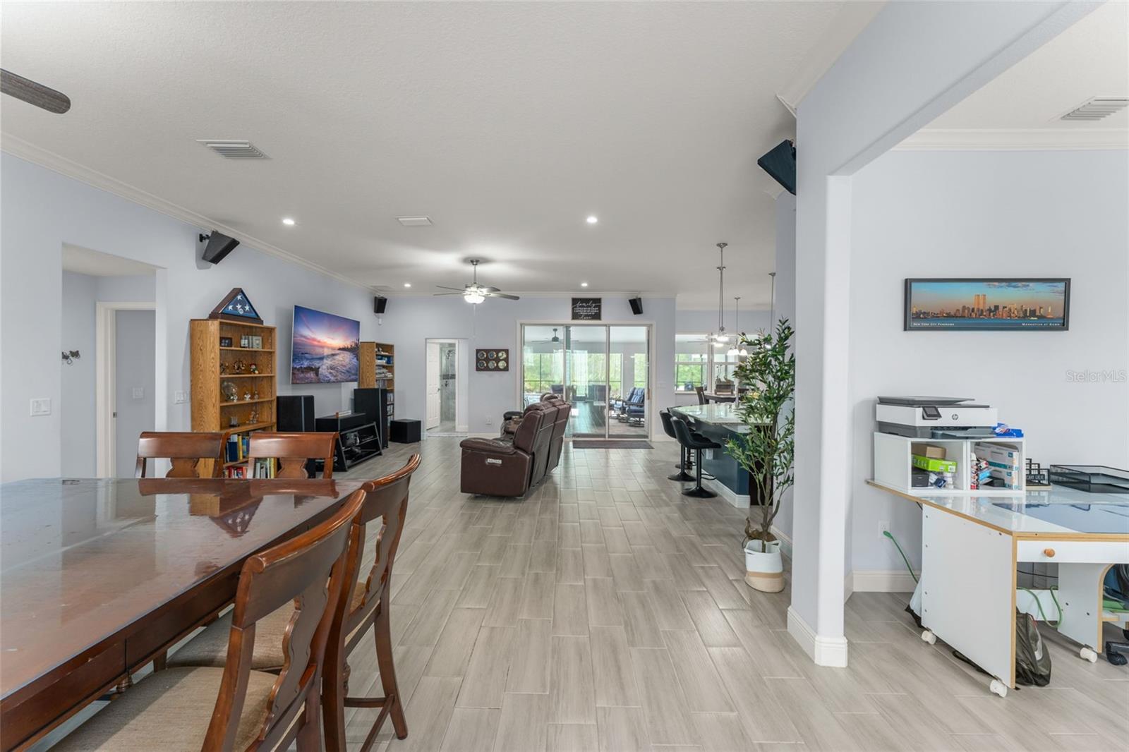 18826 Reynolds Pkwy Property Photo 3
