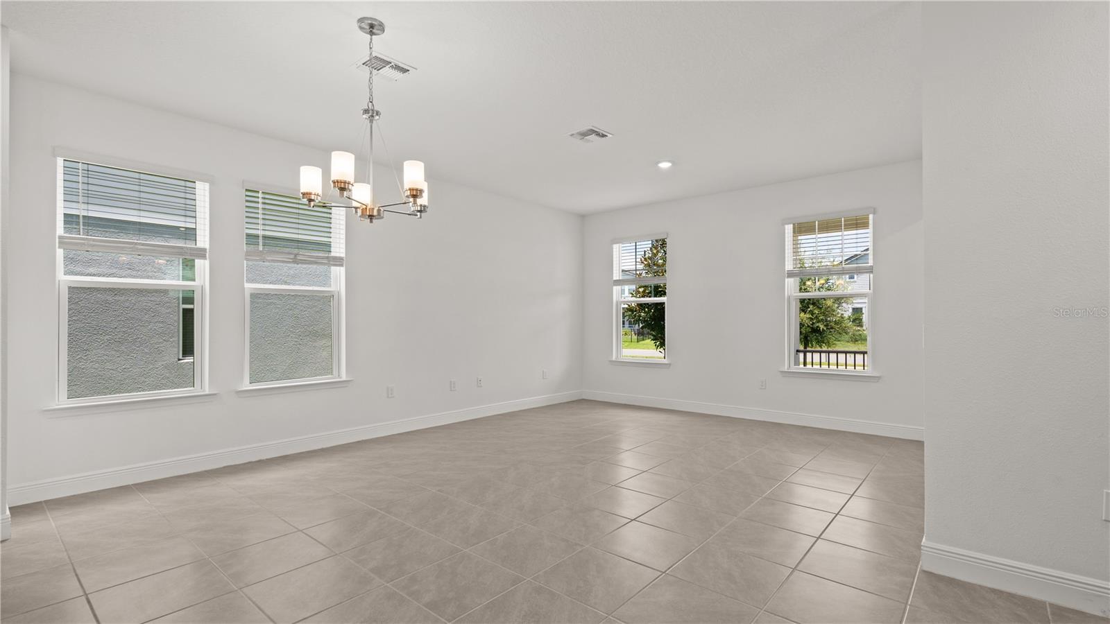 12050 Bracco St Property Photo 12