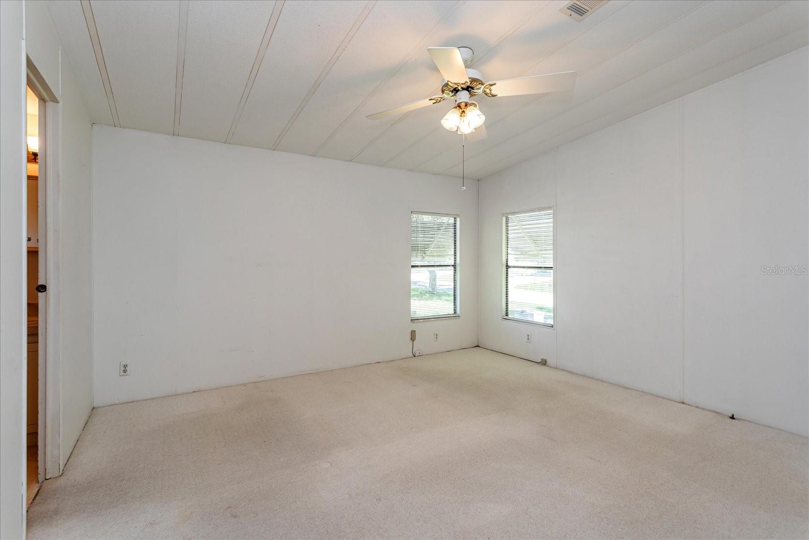 3833 Diamond Oak Way #500 Property Photo 3