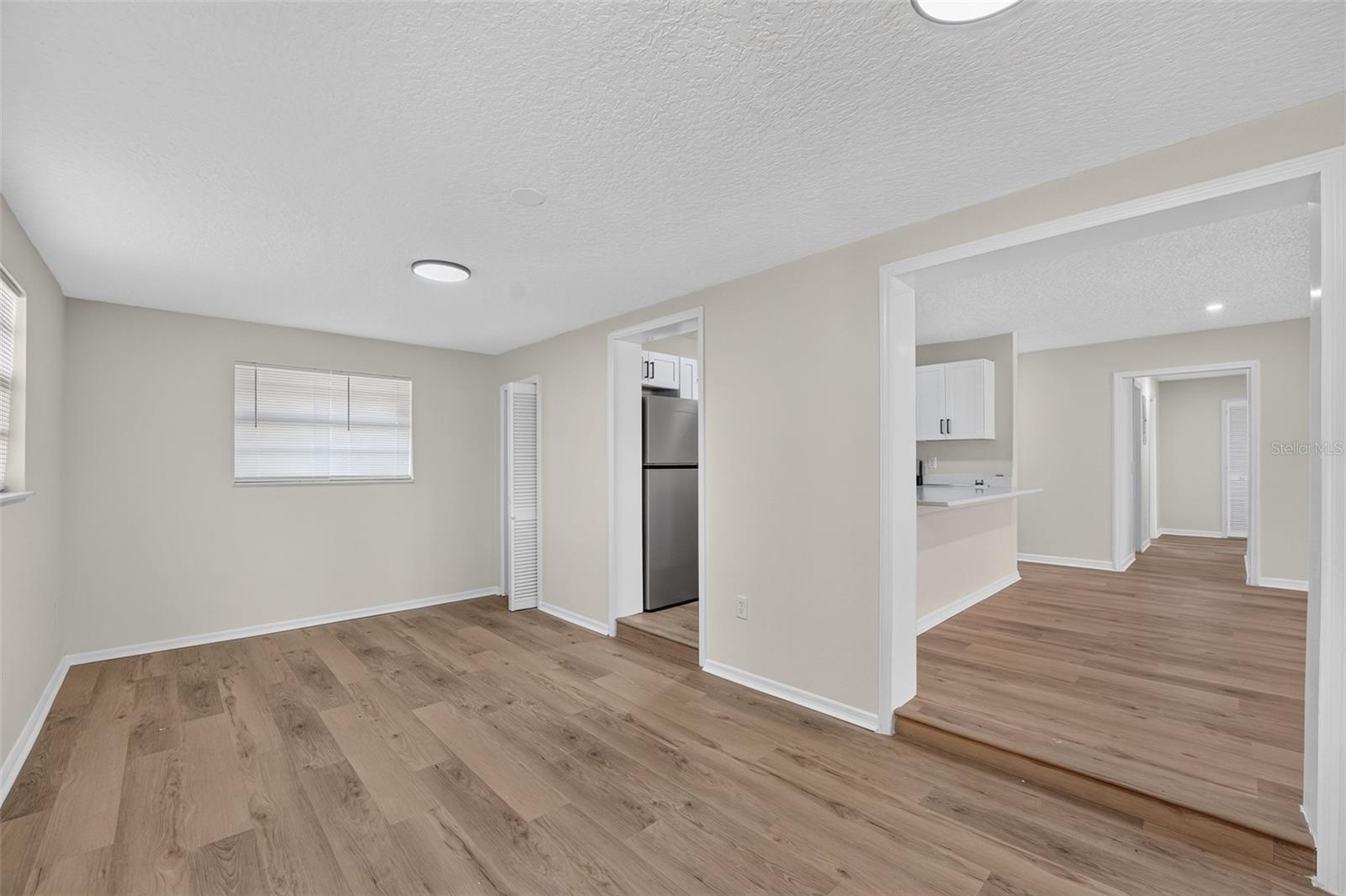10810 Genevieve St Property Photo 9