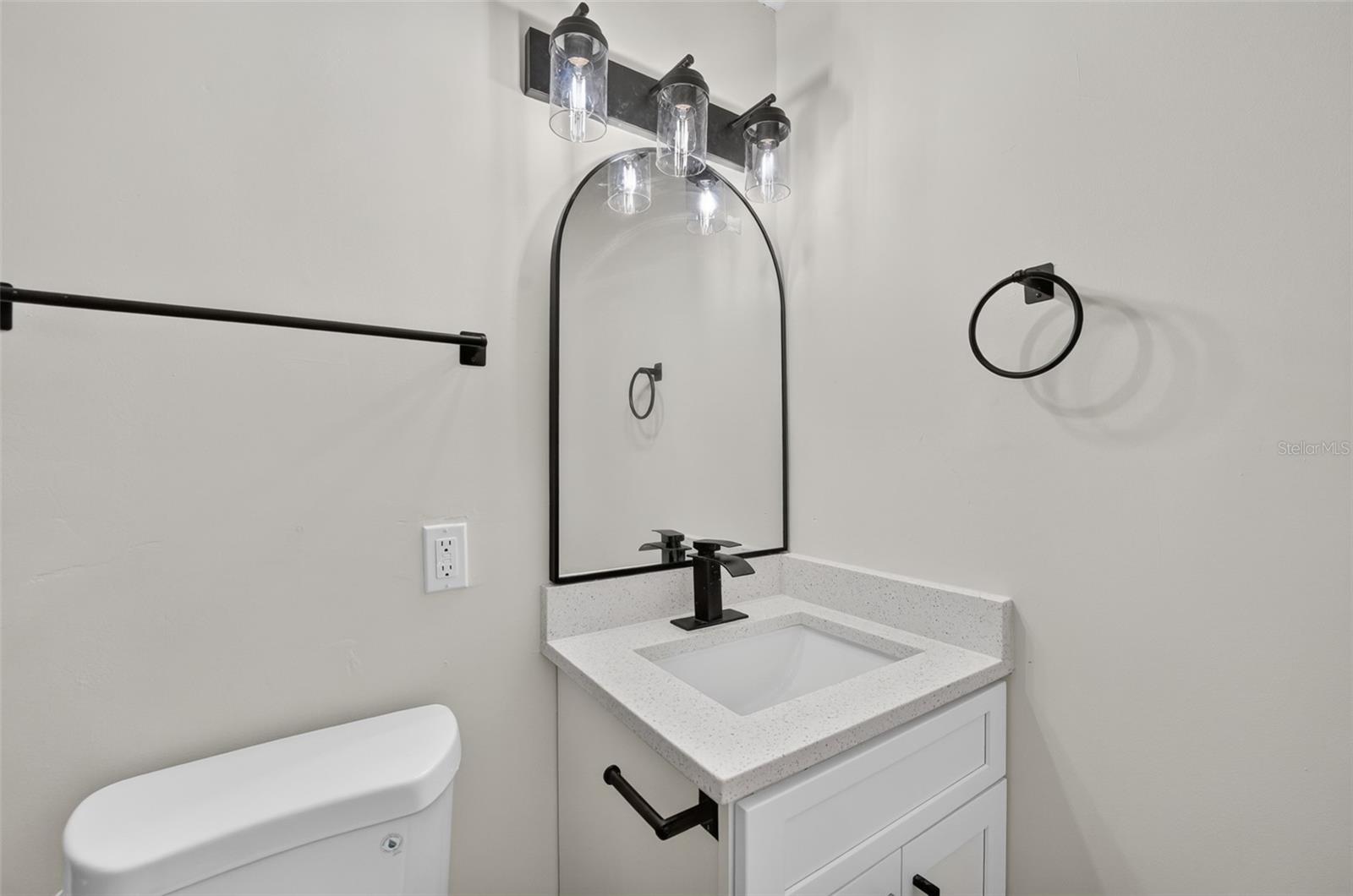 10810 Genevieve St Property Photo 19