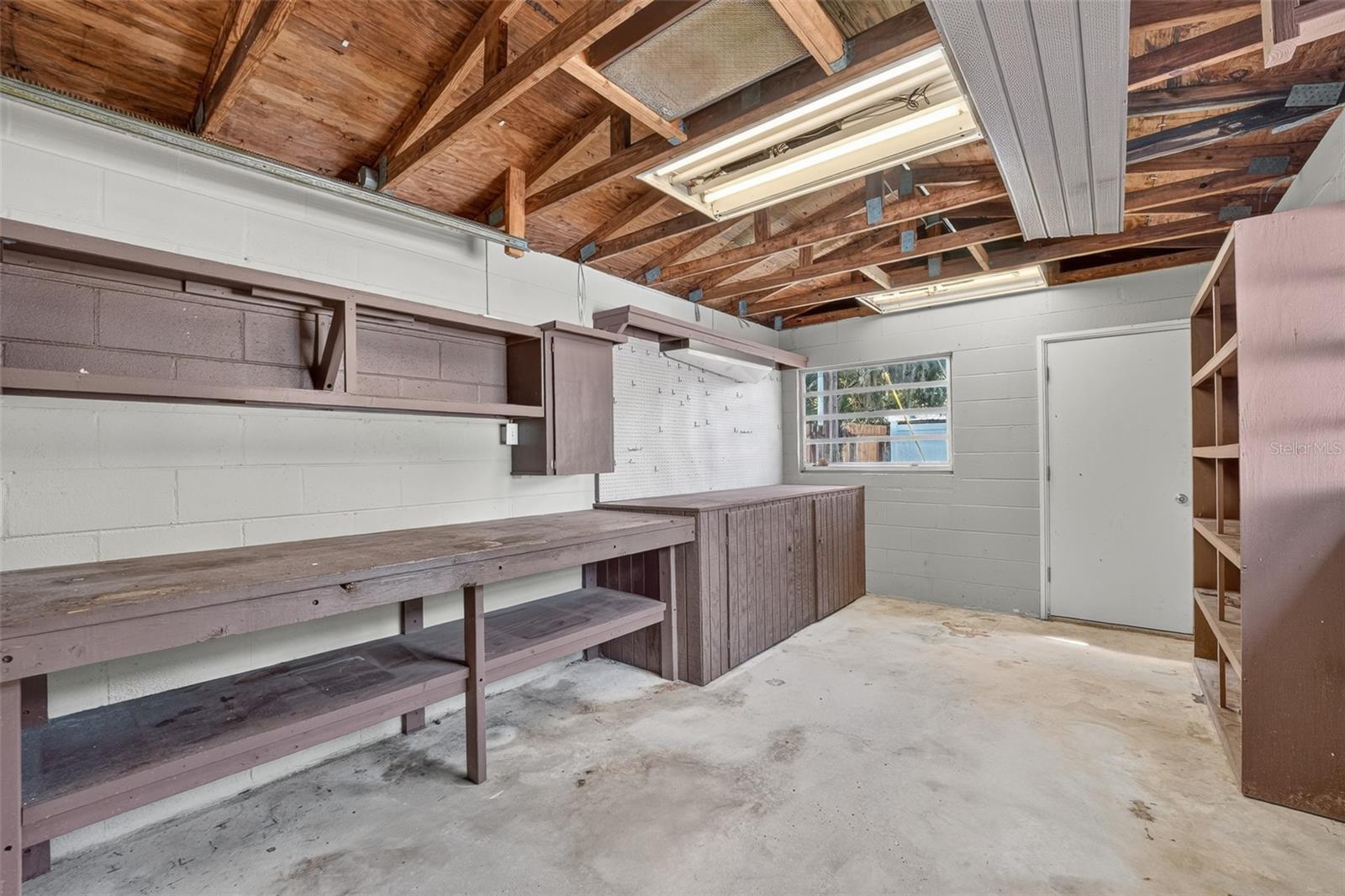 10810 Genevieve St Property Photo 22