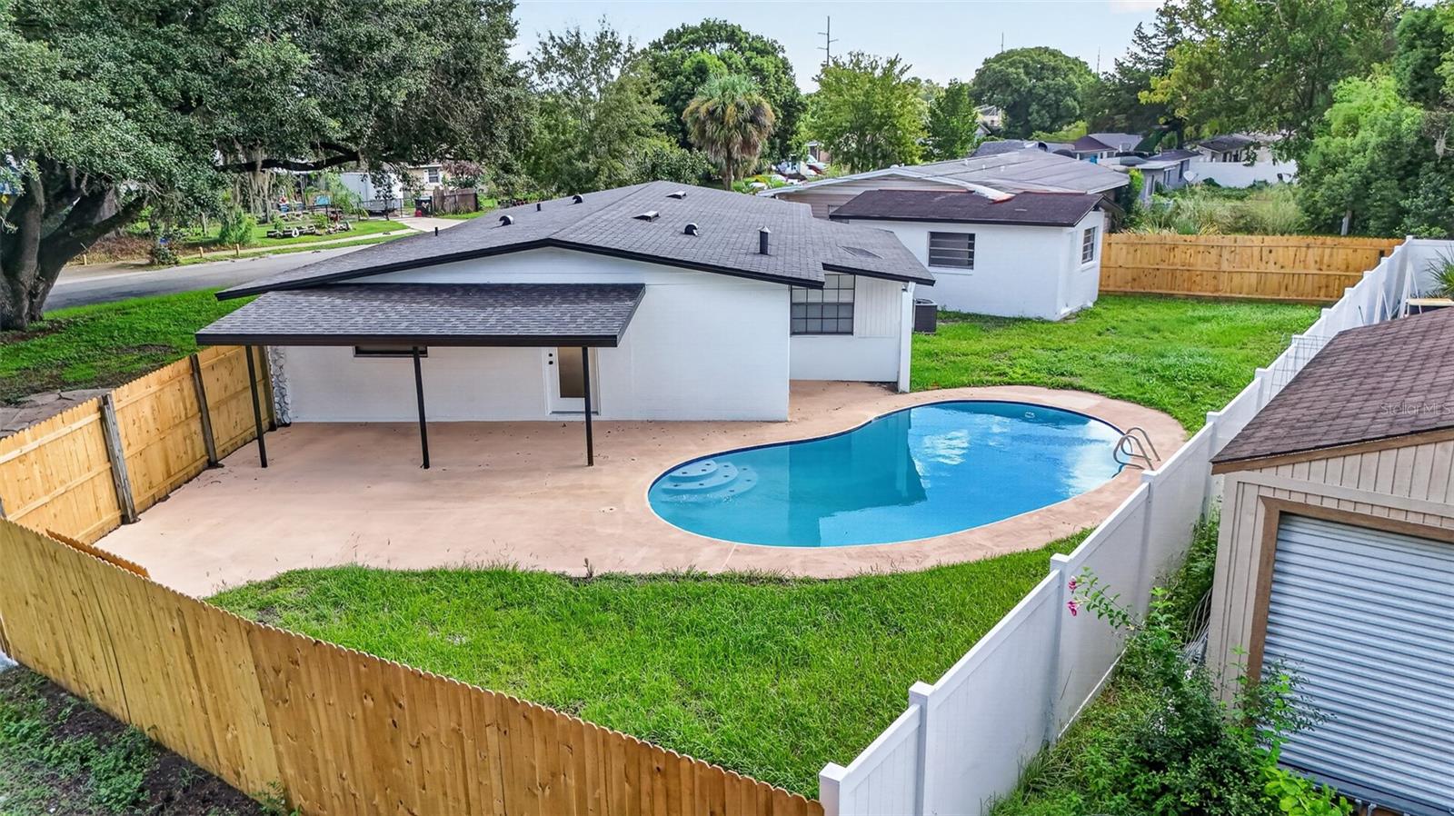 10810 Genevieve St Property Photo 25